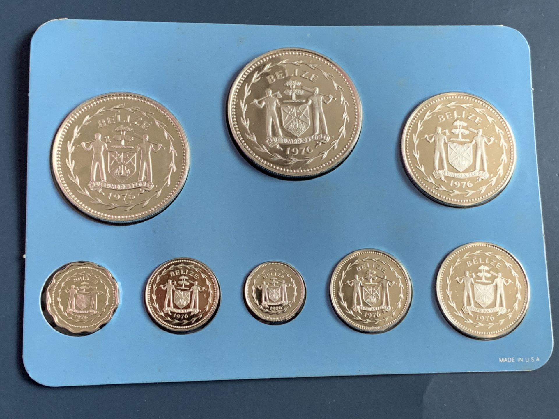 《竞宝斋》第31场（年内尾拍）-周日，周一，周二3场连拍（全场顺丰包邮） 伯利兹 1976年 精制套币8枚全银103克原盒原证