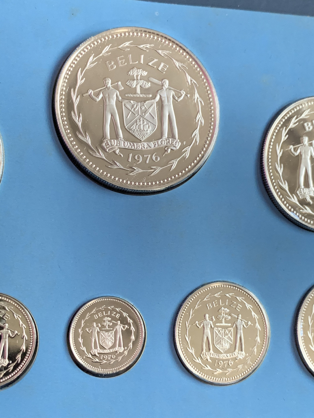 《竞宝斋》第31场（年内尾拍）-周日，周一，周二3场连拍（全场顺丰包邮） 伯利兹 1976年 精制套币8枚全银103克原盒原证