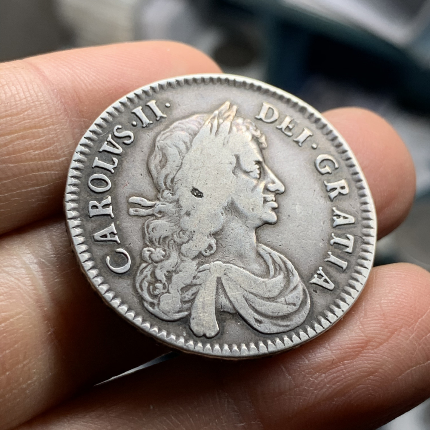 《竞宝斋》第31场（年内尾拍）-周日，周一，周二3场连拍（全场顺丰包邮） 稀少品种 英国1671年 查理二世 半克朗银币 14.6克 33.4mm 原味难得