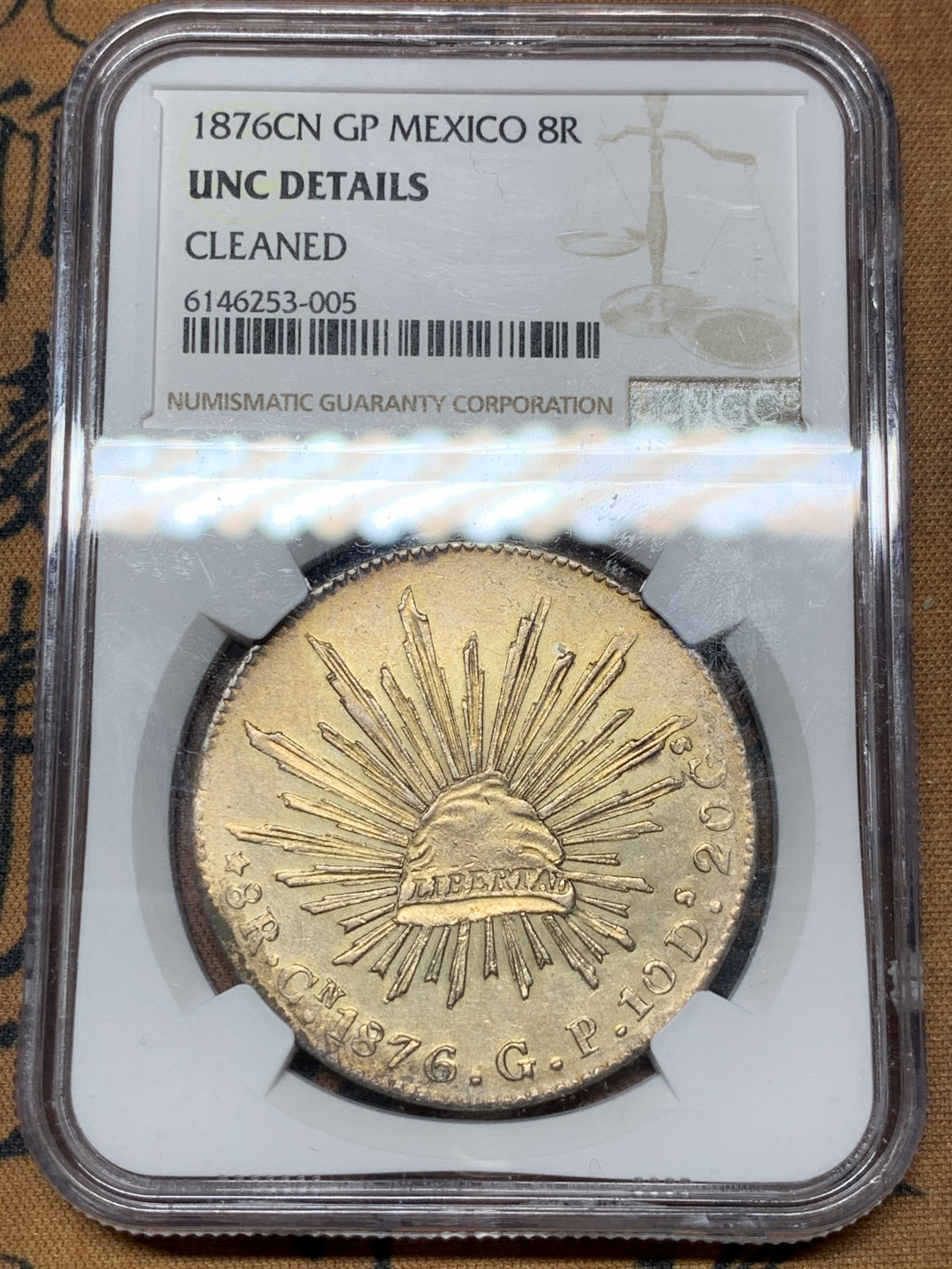《竞宝斋》第31场（年内尾拍）-周日，周一，周二3场连拍（全场顺丰包邮） NGC-UNCD 墨西哥 1876年 8 里亚尔  库利亚坎厂  银币      双面黄金包浆C厂中期老鹰