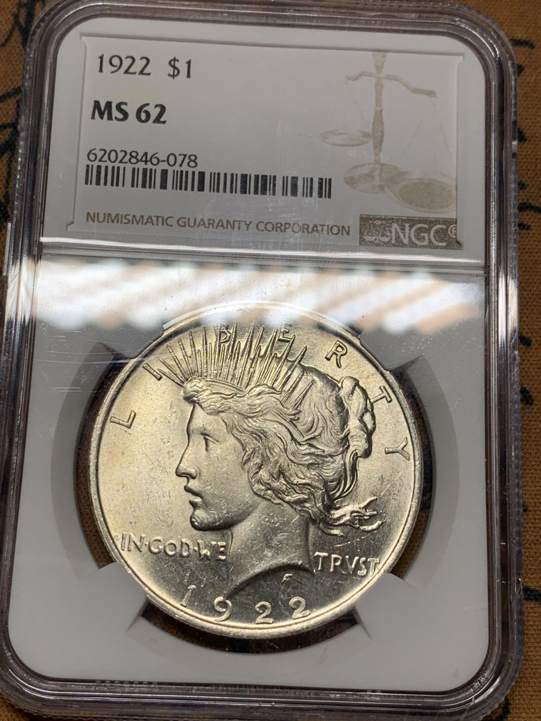 《竞宝斋》第31场（年内尾拍）-周日，周一，周二3场连拍（全场顺丰包邮） NGC-MS62 美国 1922年 1元 和平鸽银币