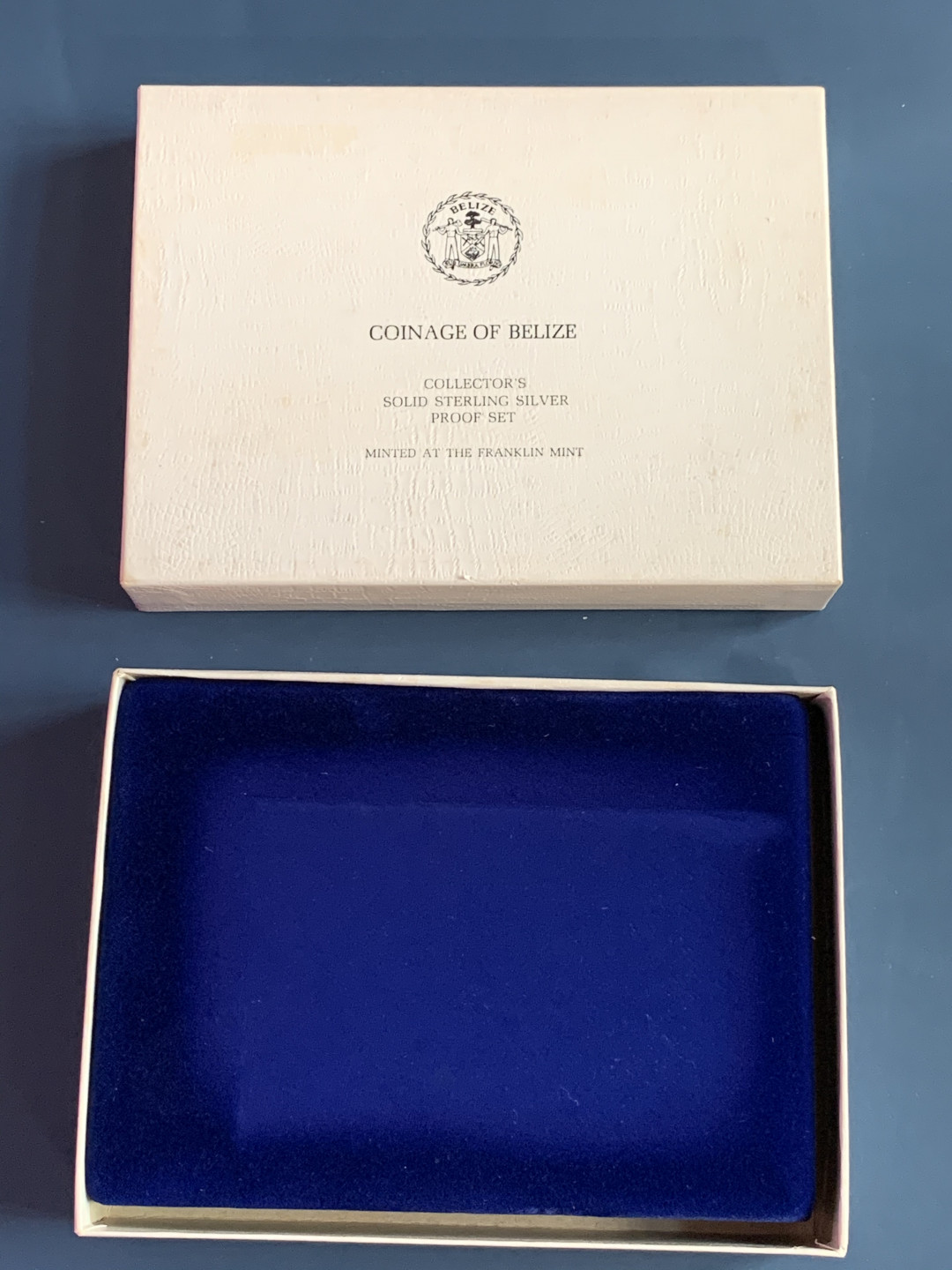 《竞宝斋》第31场（年内尾拍）-周日，周一，周二3场连拍（全场顺丰包邮） 伯利兹 1976年 精制套币8枚全银103克原盒原证