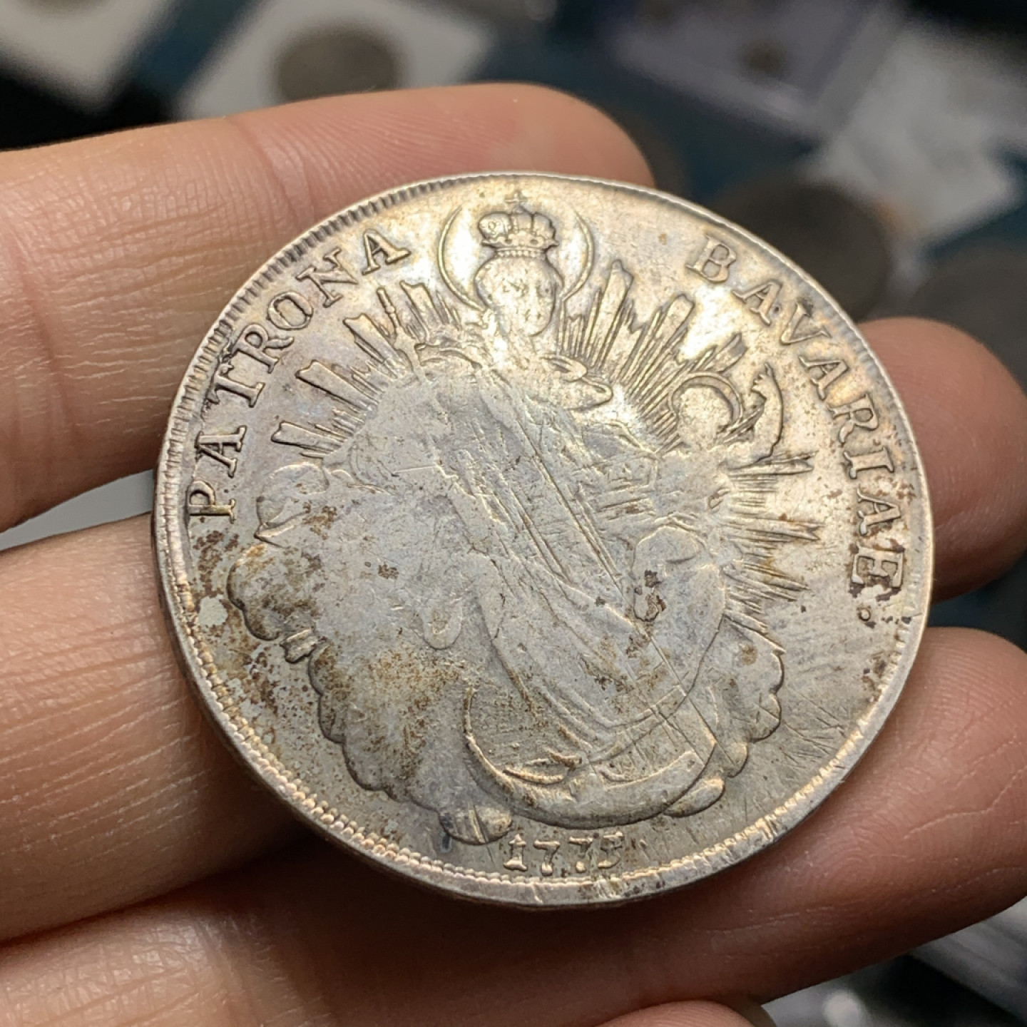 《竞宝斋》第31场（年内尾拍）-周日，周一，周二3场连拍（全场顺丰包邮） 德国 巴伐利亚 1775年 协定泰勒 圣母抱婴1泰勒大银币 27.8克  40.8mm 原味好细节