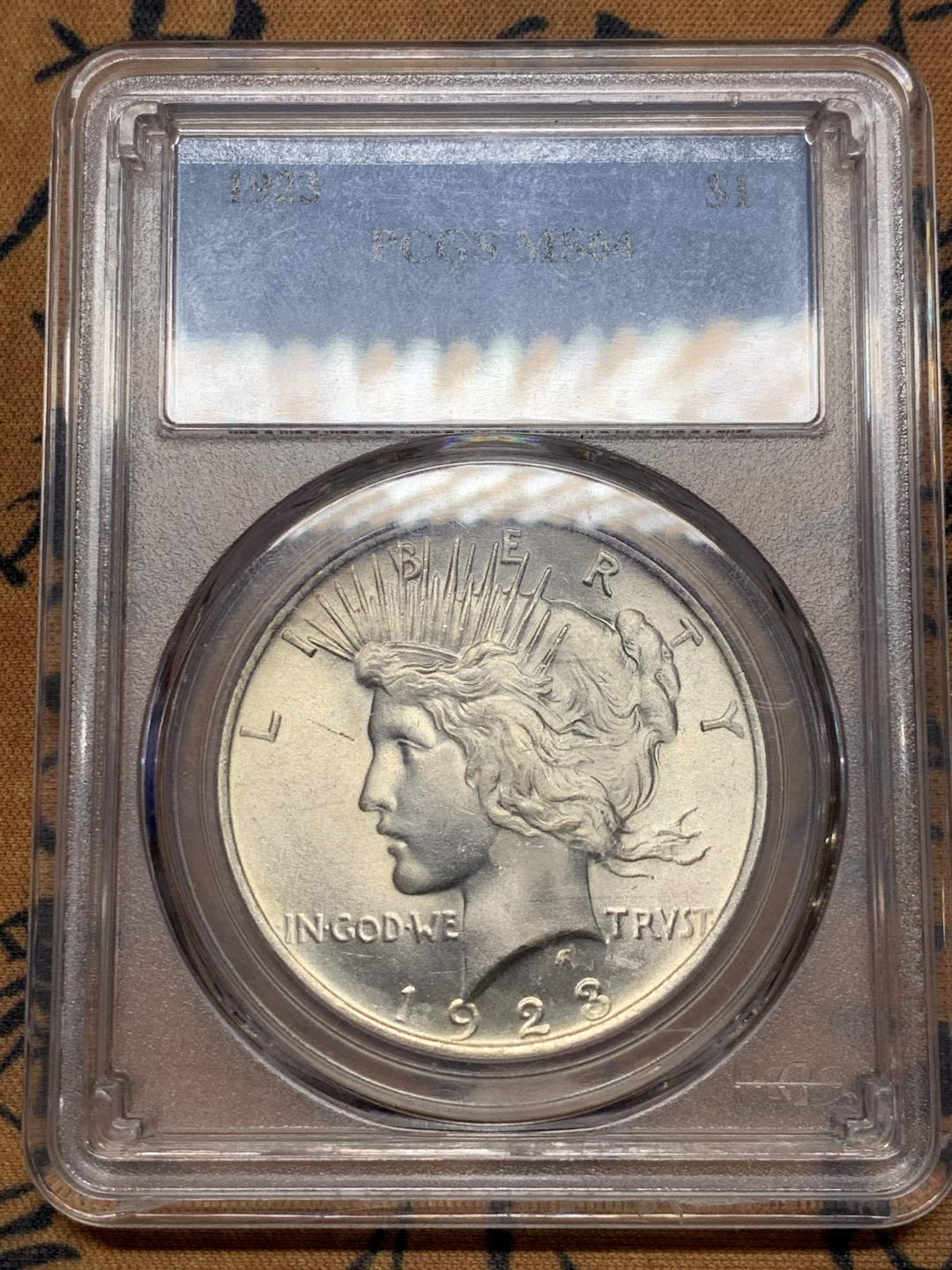 《竞宝斋》第31场（年内尾拍）-周日，周一，周二3场连拍（全场顺丰包邮） PCGS MS64 美国 1923年 和平银元 难得状态