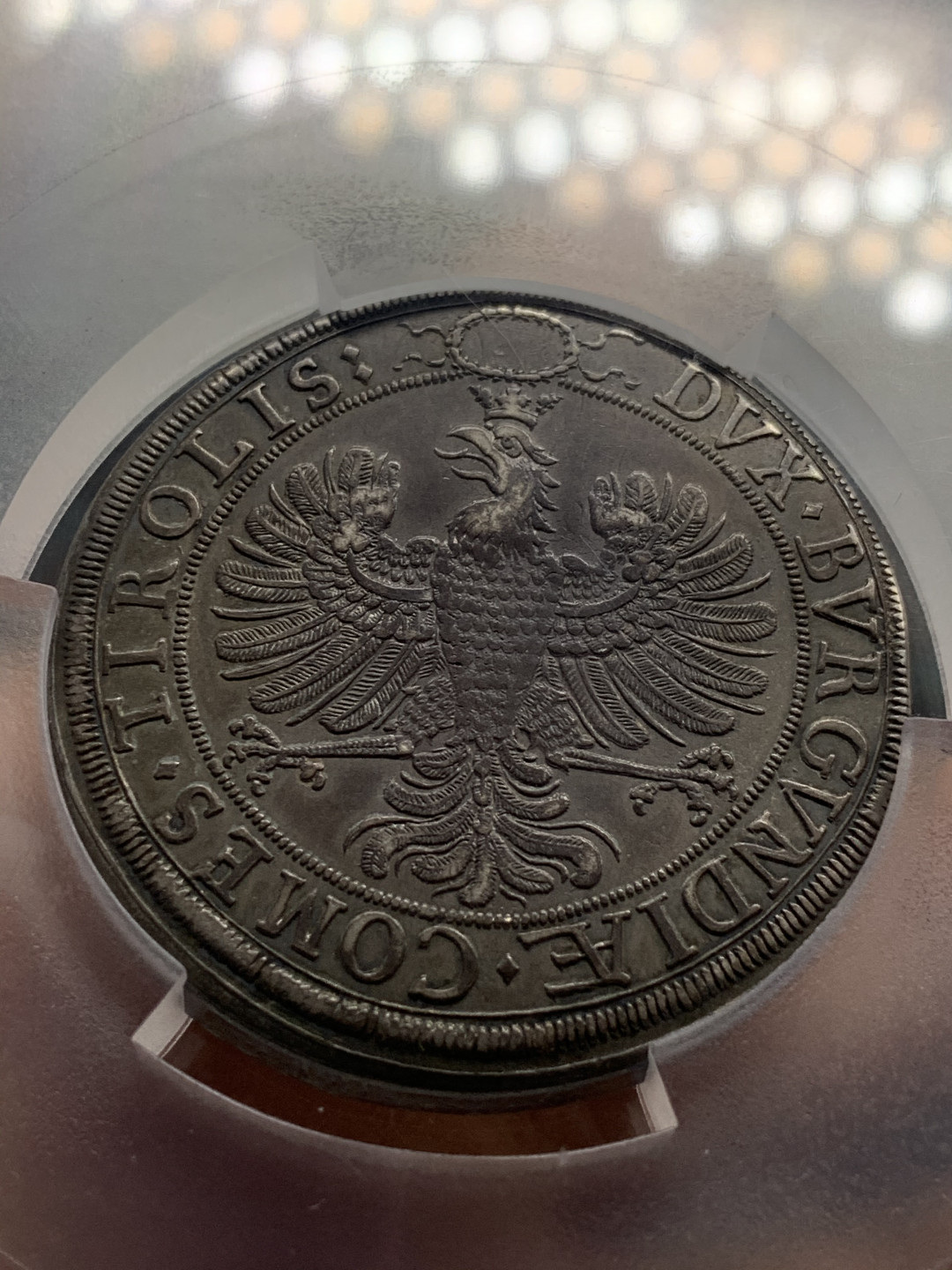 《竞宝斋》第31场（年内尾拍）-周日，周一，周二3场连拍（全场顺丰包邮） PCGS AU50 神圣罗马帝国 1626年2泰勒银币 利奥波德五世和克劳迪娅·德·美第奇大公大婚2泰勒 细节优秀 没有同期币常有缺陷