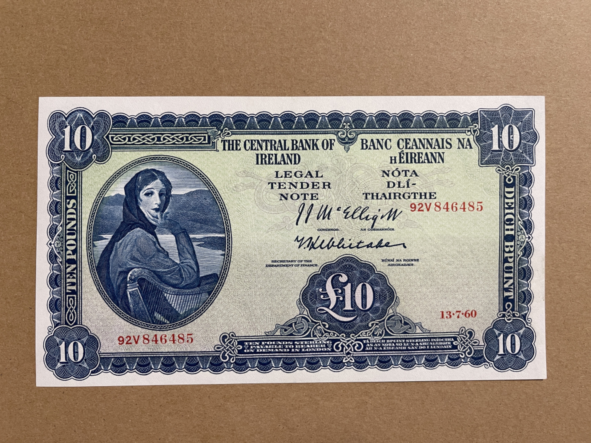 《张总收藏》48期——新春精品 爱尔兰10镑 UNC 1960年 拉佛雷夫人