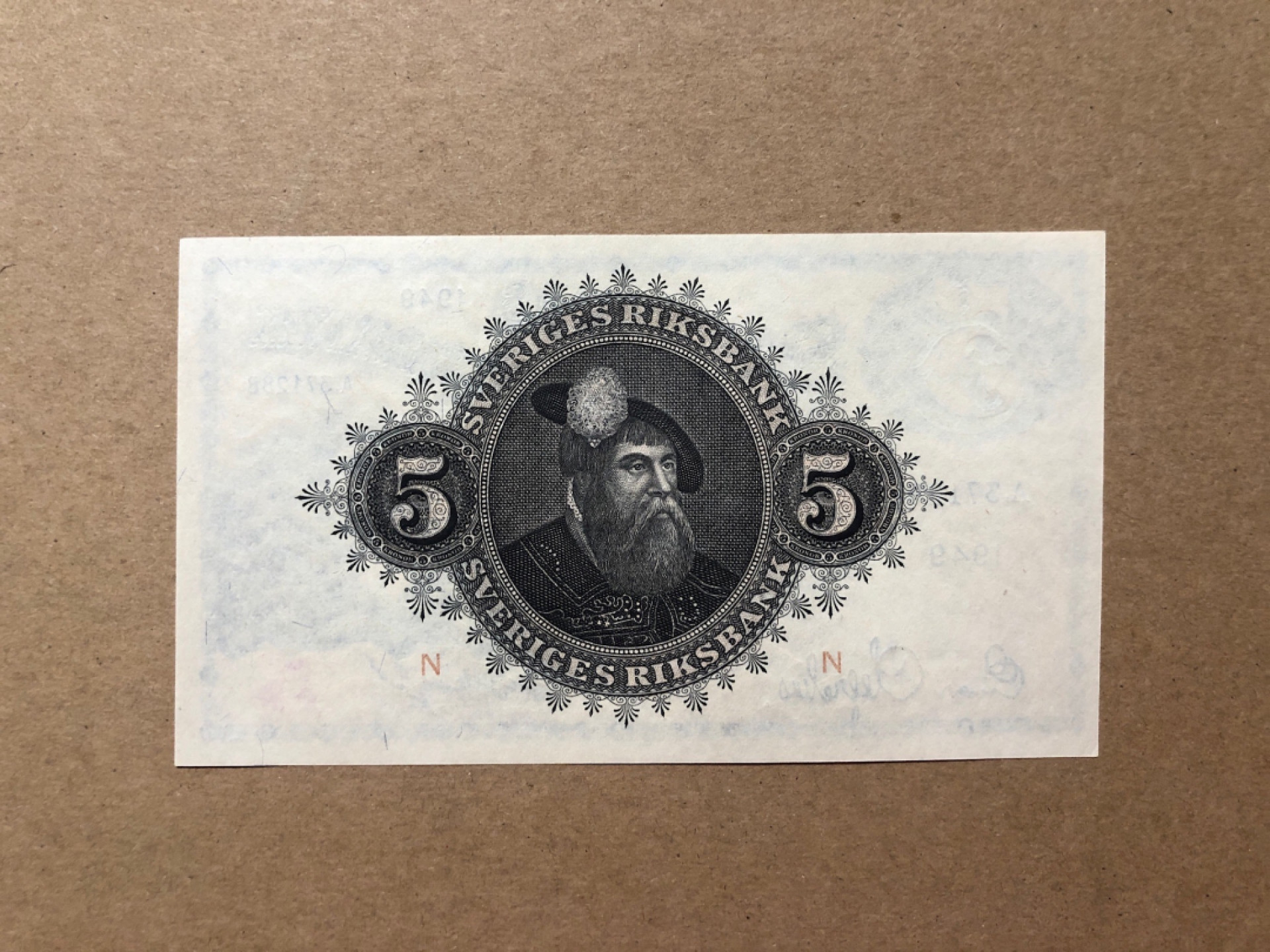 《张总收藏》48期——新春精品 瑞典5克朗 UNC 1949年版