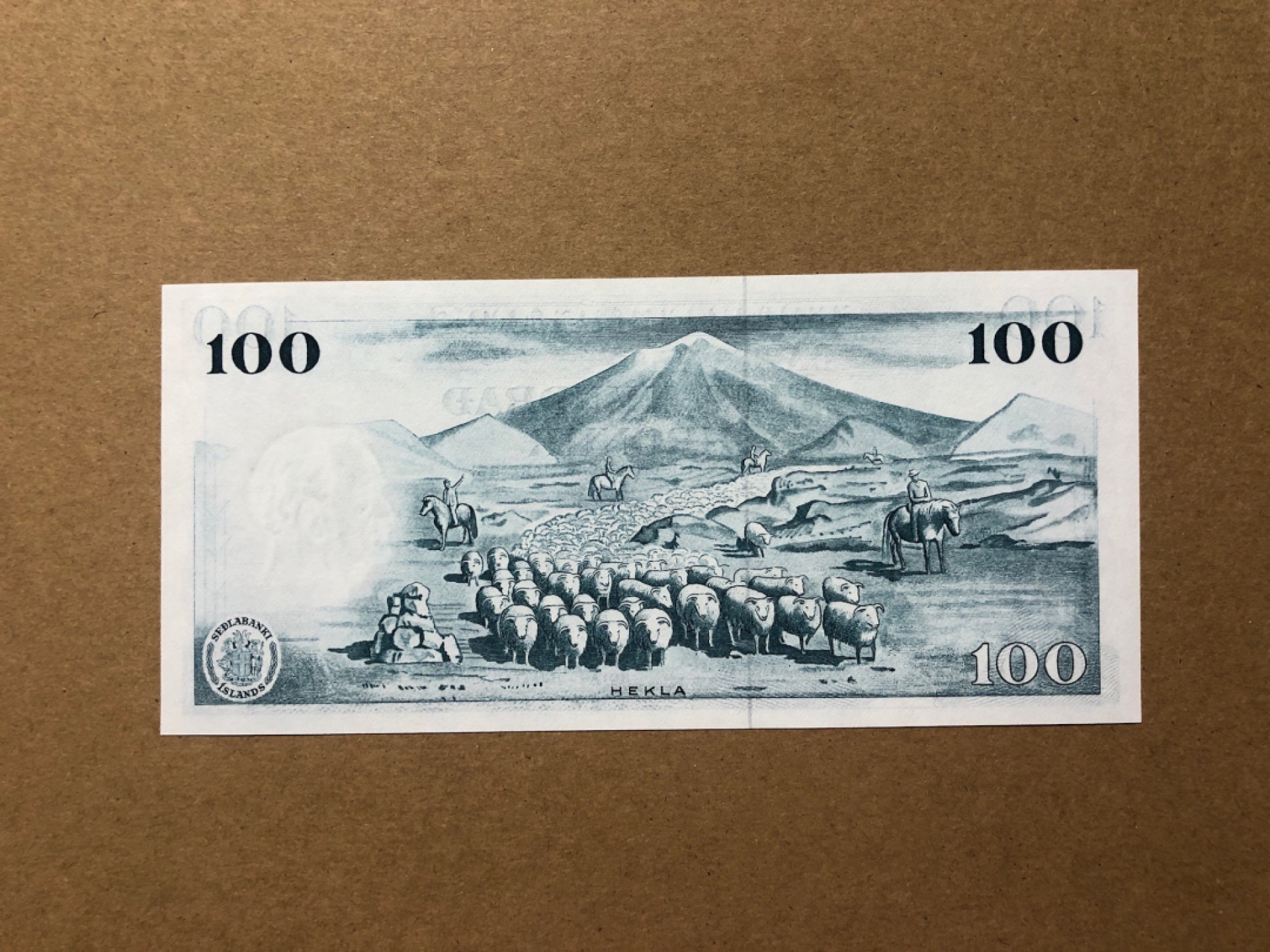《张总收藏》48期——新春精品 冰岛100克朗 UNC 1961年 冰岛银行家、企业家根拿松 