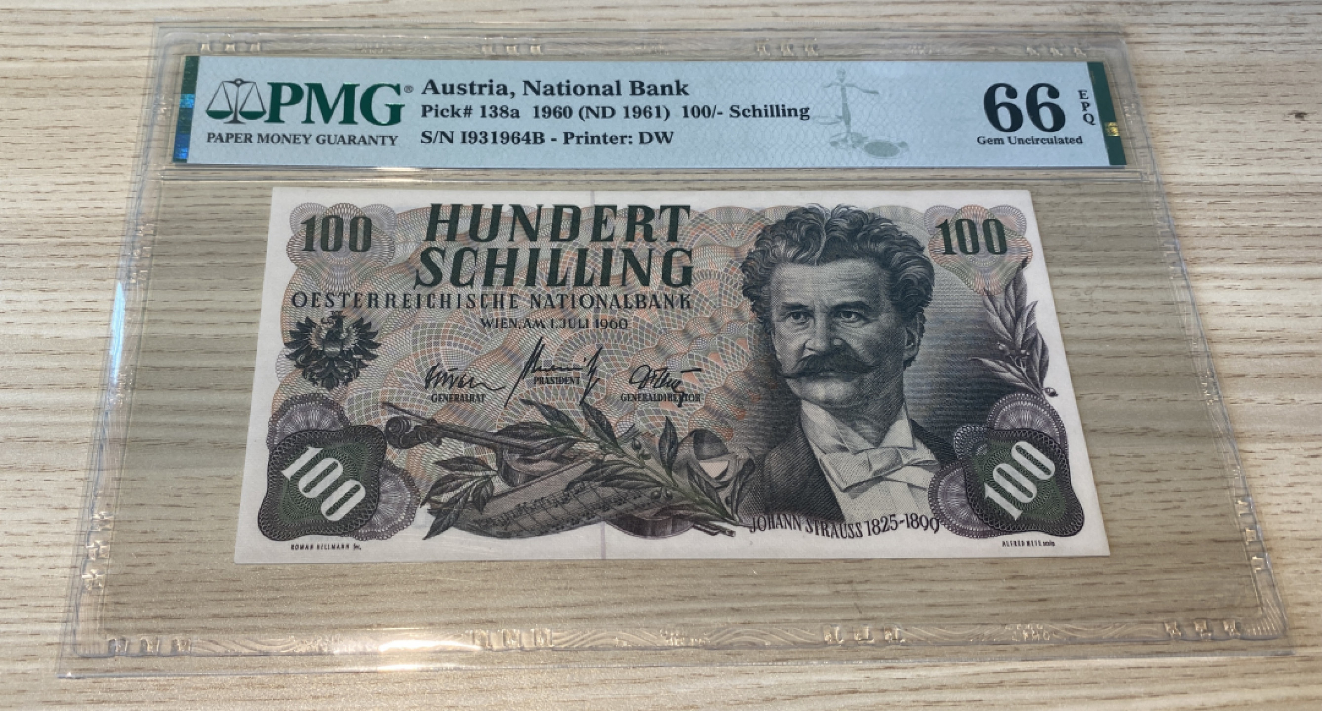 Chase Auction 第1期 - -世界纸币精萃 1960年奥地利倒四版100先令，PMG66分！奥地利音乐家小约翰斯特劳斯，圆舞曲之王，华尔兹王，代表作《蓝色多瑙河》，背面美泉宫！油墨细腻，雕刻精美！