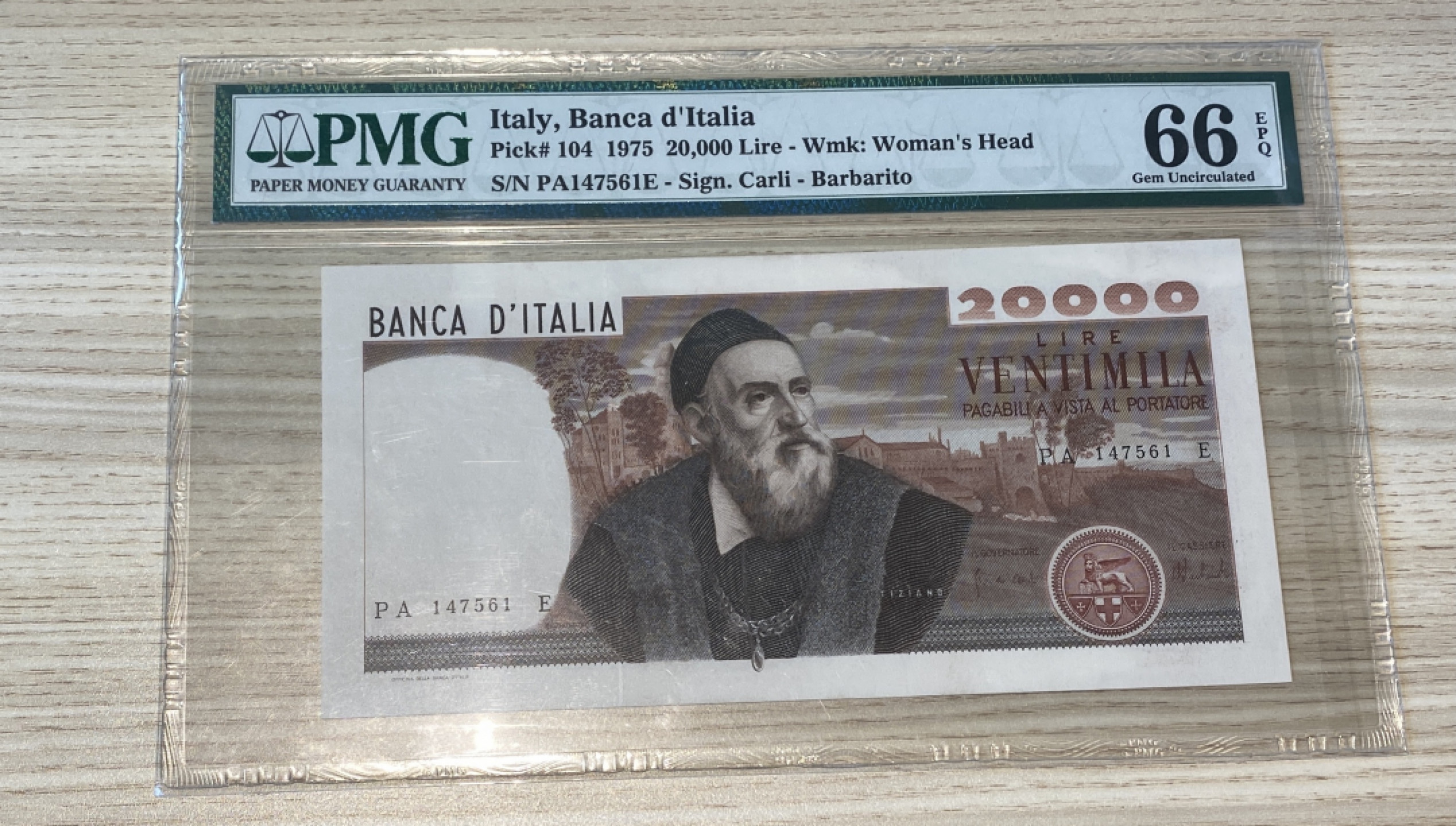 Chase Auction 第1期 - -世界纸币精萃 1975年意大利20000里拉，PMG66分，威尼斯画派画家提香，其肖像画善于揭示人物内心，水印为代表作《花神》，非常传神！