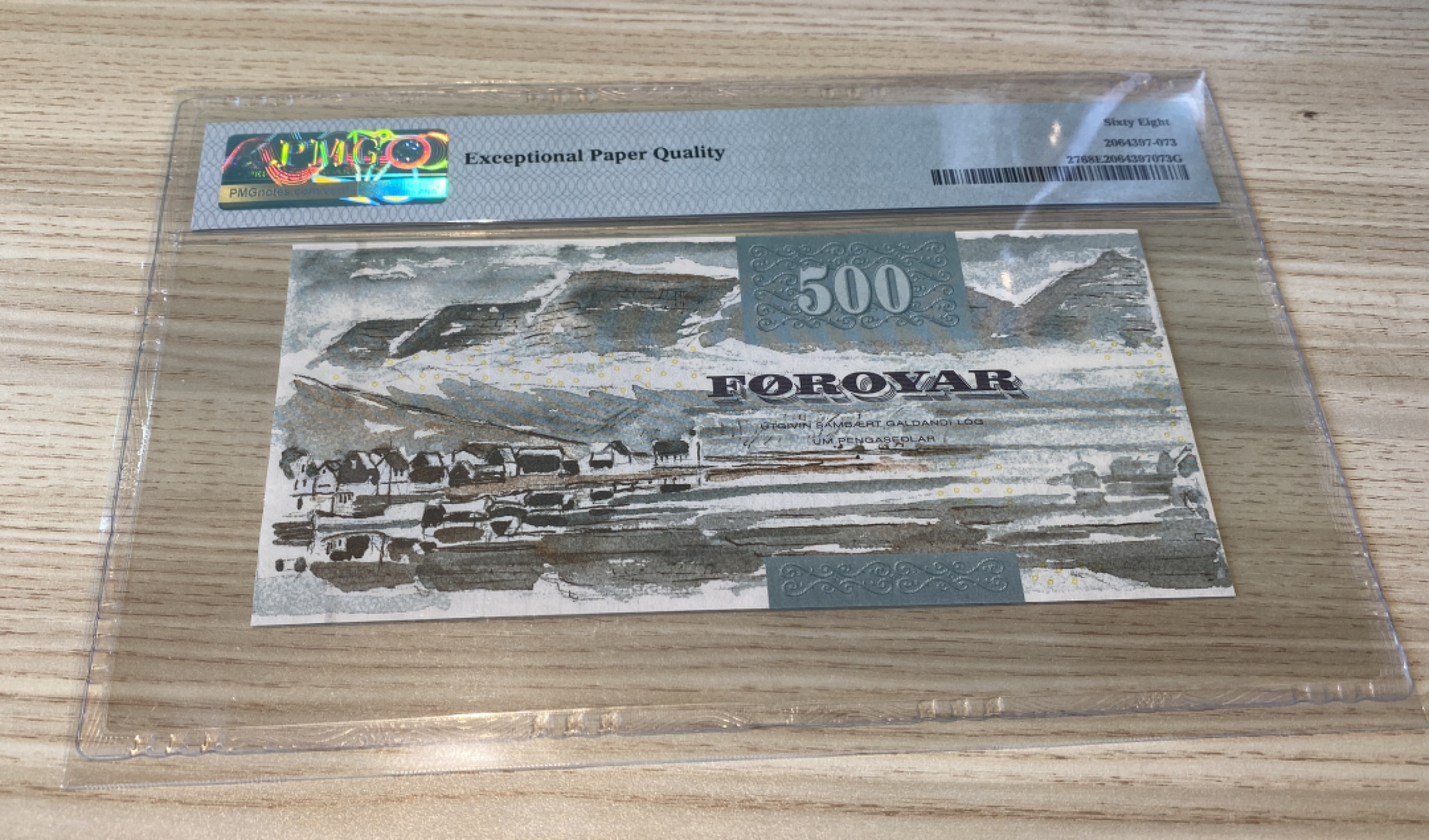 Chase Auction 第1期 - -世界纸币精萃 2004年法罗群岛500克朗，PMG68高分，初版，细金属线版，IBNS最佳纸币系列！