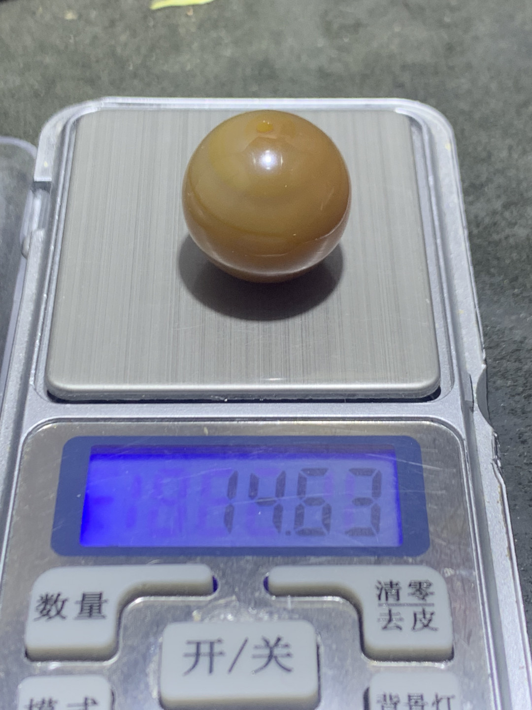 精美高玉化缠丝玛瑙2.2圆珠一颗，