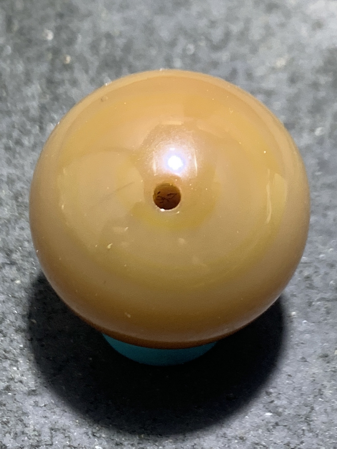 精美高玉化缠丝玛瑙2.2圆珠一颗，