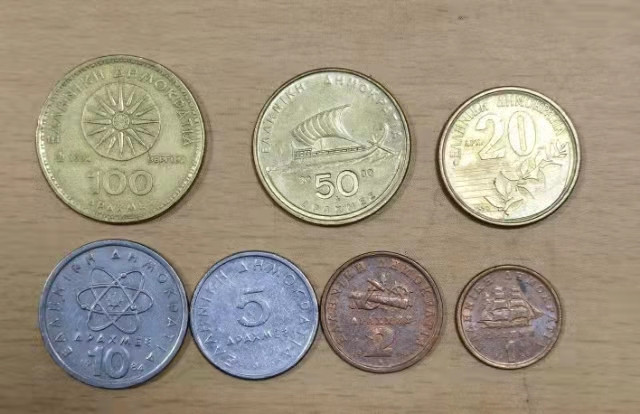 北京马甸外币专卖微拍第六十九期，外国非贵金属流通币，纪念币专场，陆续上新欢迎关注 希腊