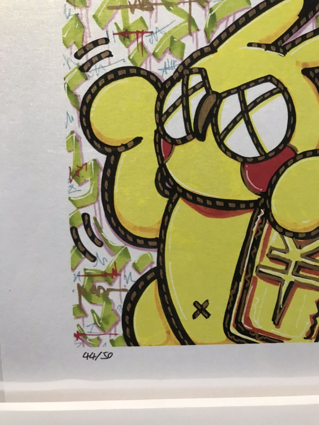 零元拍：歪歪亲笔签名 OWSON系列限量插画复制画《皮卡丘》，尺寸约22/22厘米，拍品不含镜框