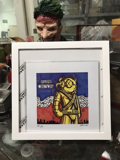 零元拍：歪歪亲笔签名 OWSON系列限量插画复制画《MJ》，尺寸约22/22厘米，拍品不含镜框 - 零元拍：歪歪亲笔签名 OWSON系列限量插画复制画《MJ》，尺寸约22/22厘米，拍品不含镜框