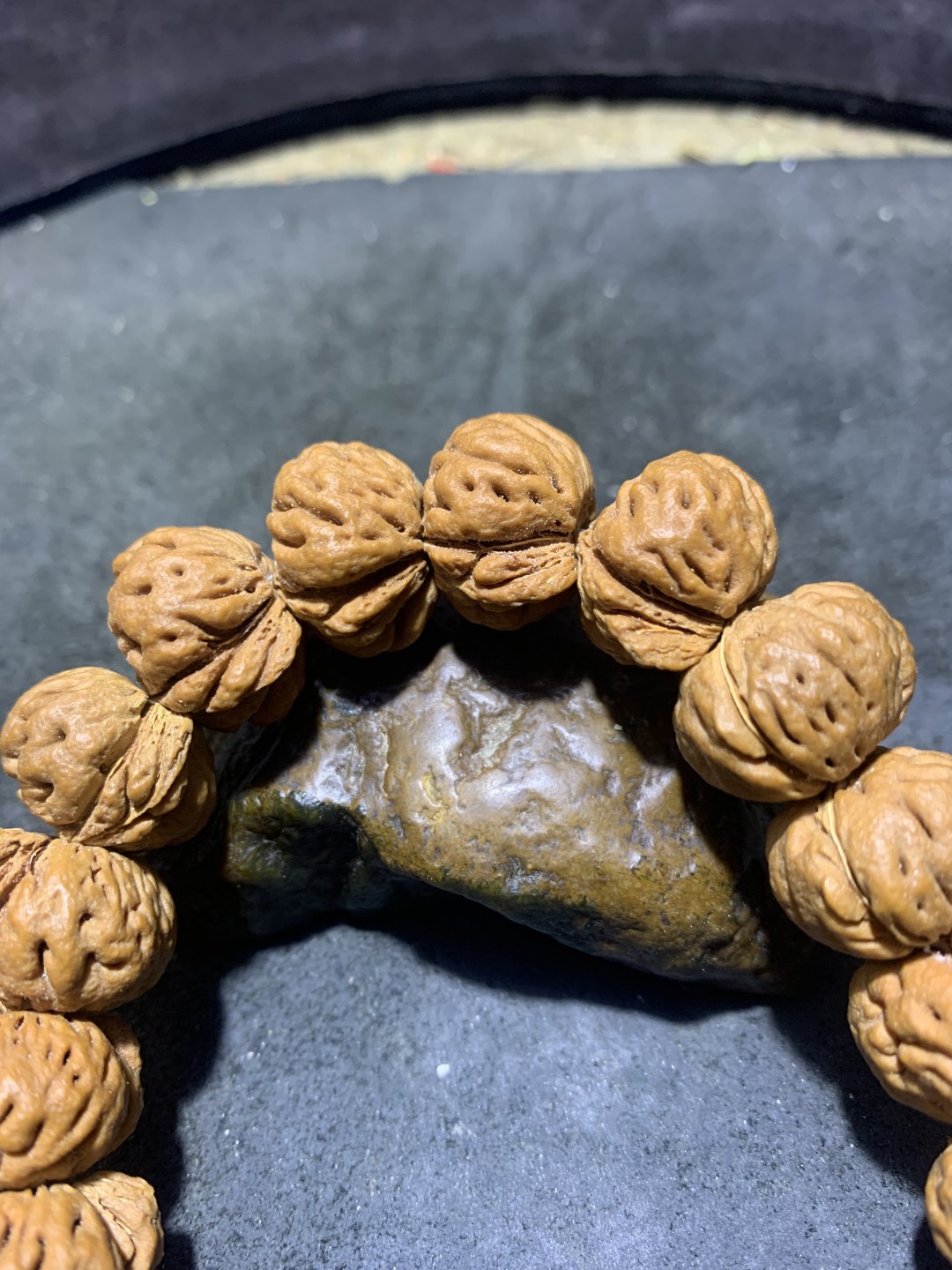 精美蟠桃桃核手串一条