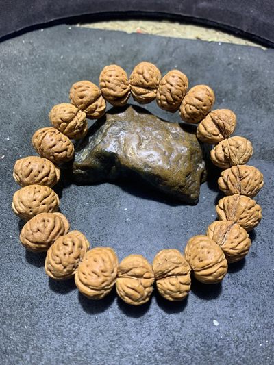 精美蟠桃桃核手串一条 - 精美蟠桃桃核手串一条