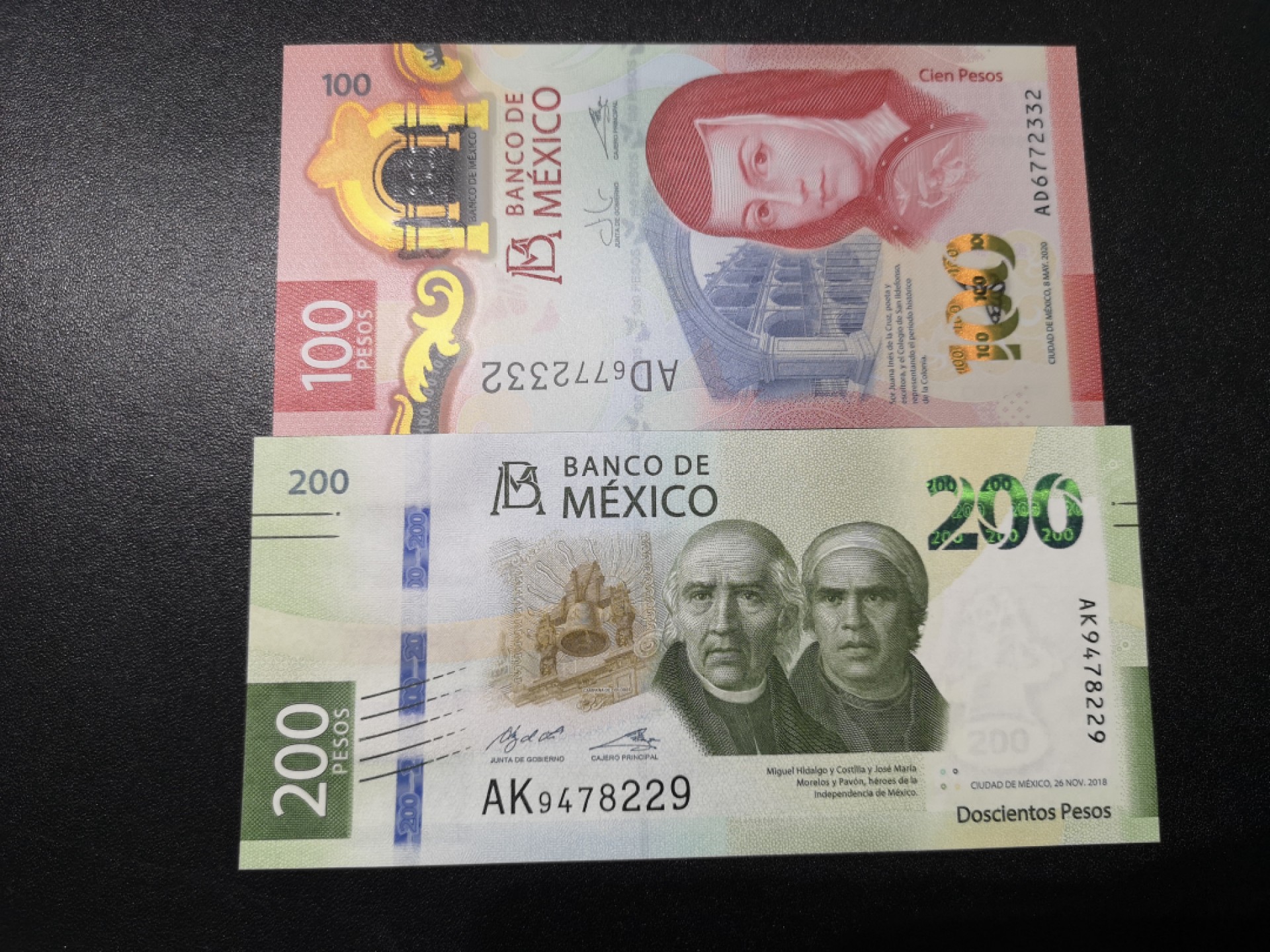 《外钞收藏家》第一百六十四期拍卖（本期100件） 2020年世界最佳纸币-墨西哥100加上200比索两张 全新UNC