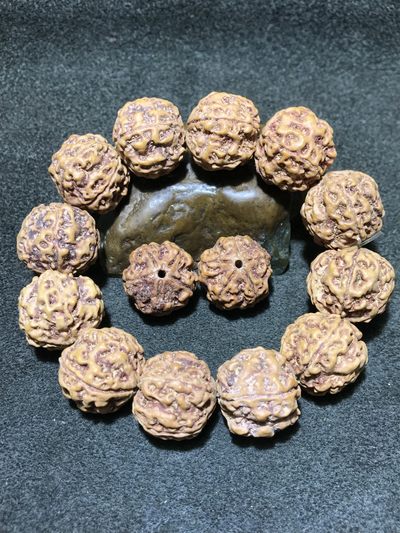 精美20高油籽爆肉双龙尼泊尔金刚菩提手串一条！ - 精美20高油籽爆肉双龙尼泊尔金刚菩提手串一条！