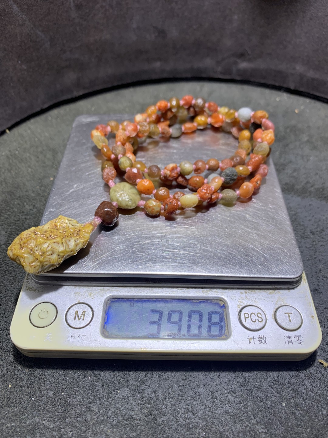 精美罕见高圆度血脉筋脉石玛瑙108项链一条，