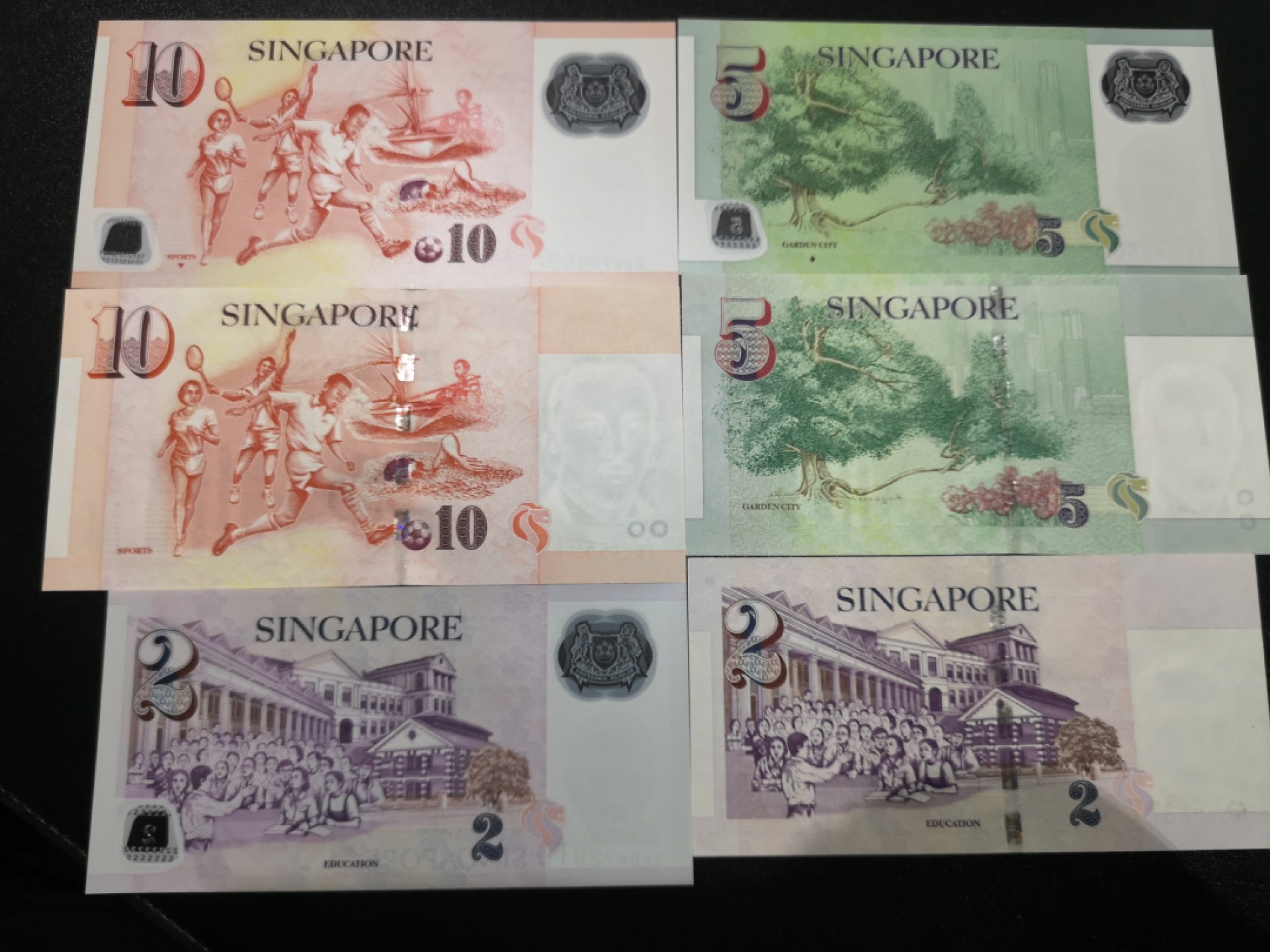 《外钞收藏家》第一百六十四期拍卖（本期100件） 新加坡小面额6张 全新 三张纸币有潮 三张纸币三张塑料钞成对