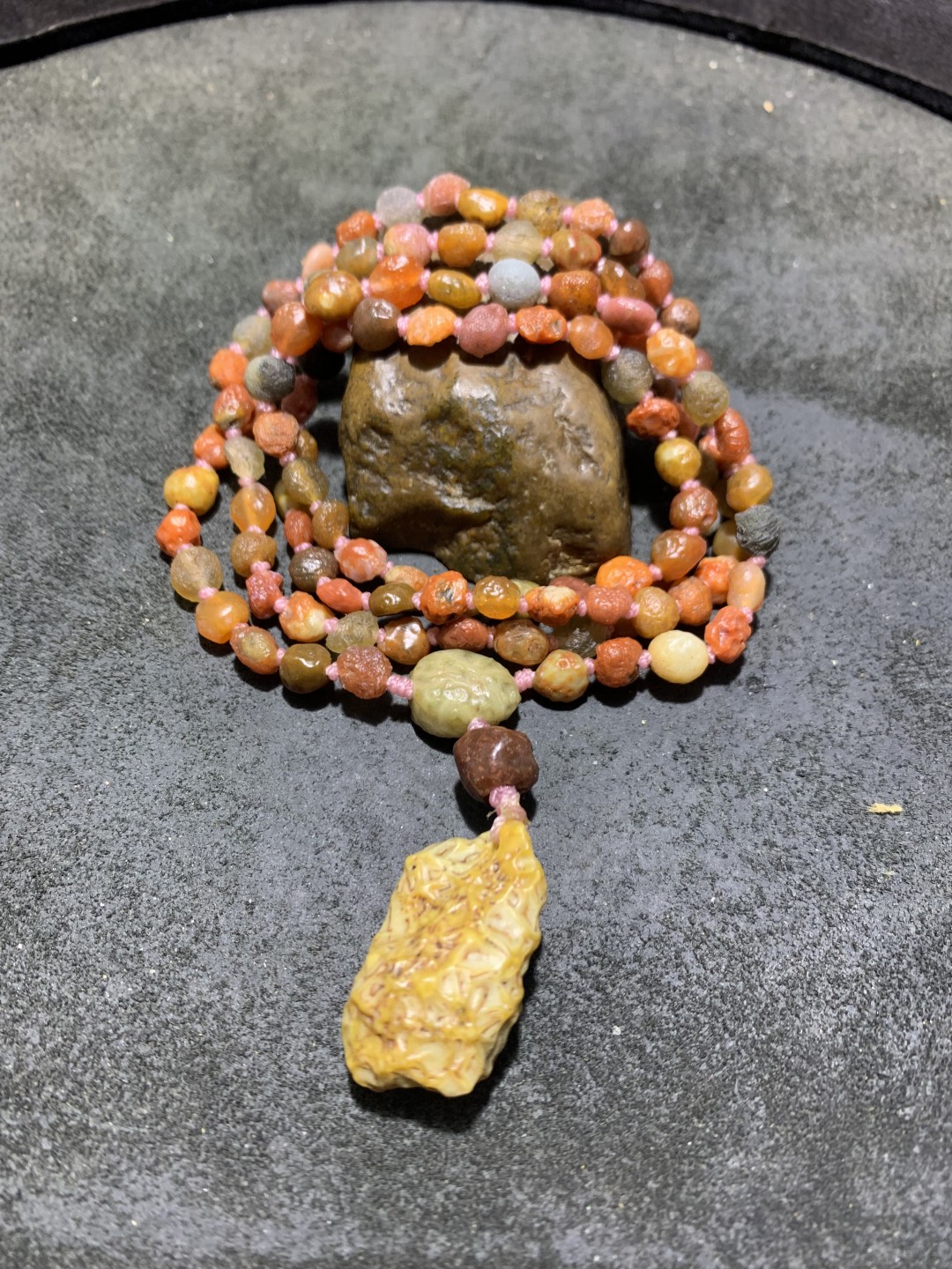 精美罕见高圆度血脉筋脉石玛瑙108项链一条，