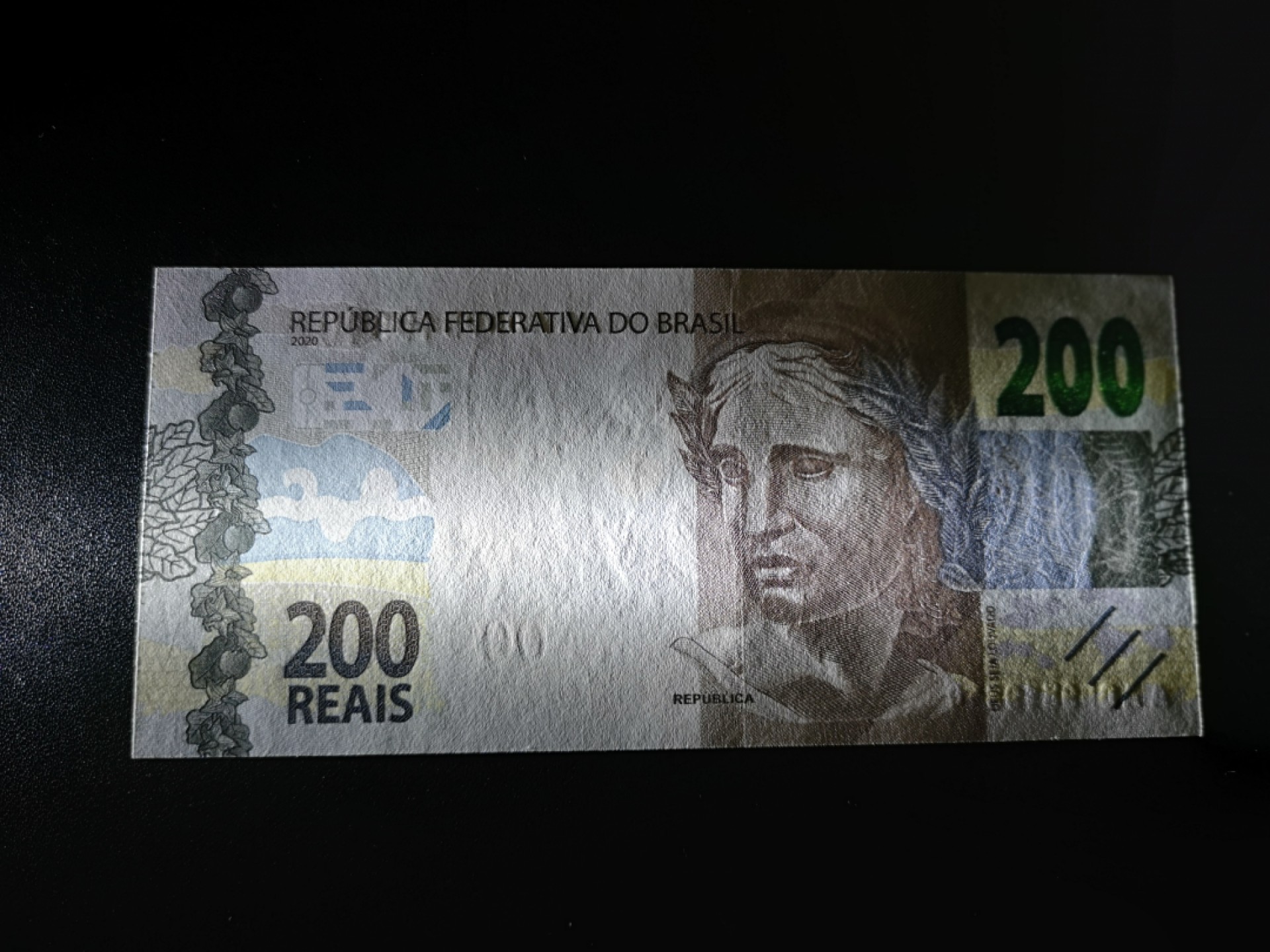 《外钞收藏家》第一百六十四期拍卖（本期100件） 2020年巴西200 全新UNC AA冠无47