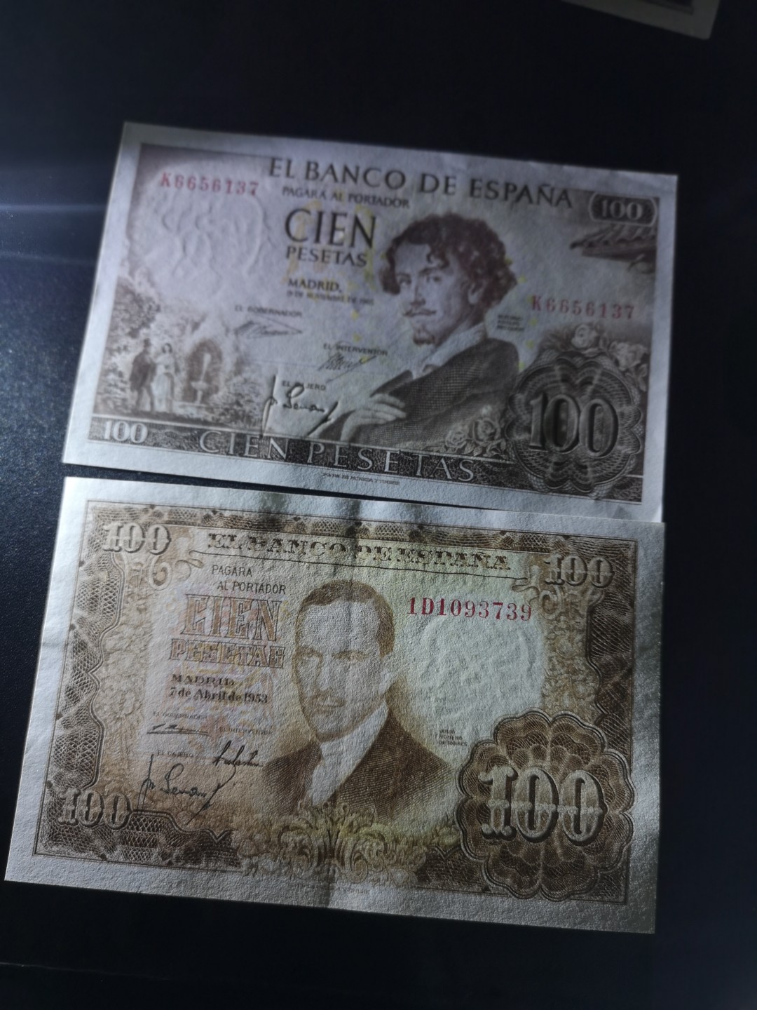 《外钞收藏家》第一百六十四期拍卖（本期100件） 1953西班牙100比塞塔 AU品相、1965年100比塞塔 近全新
