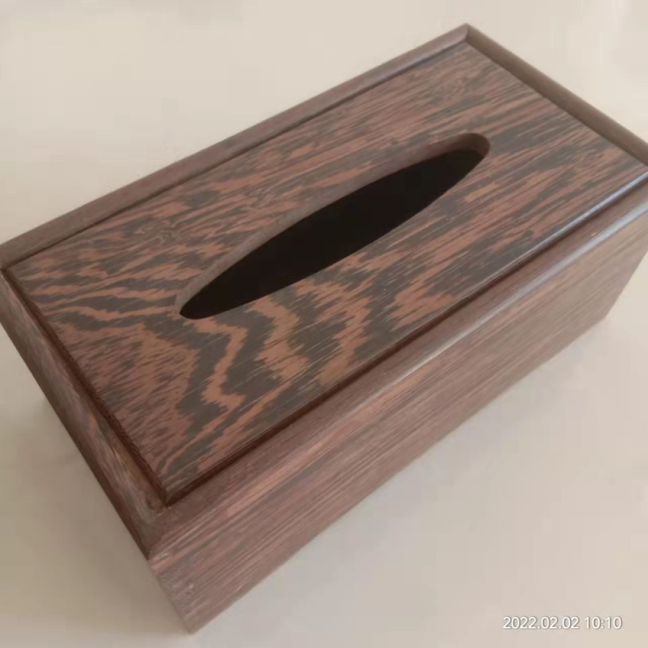 鸡翅木纸巾盒