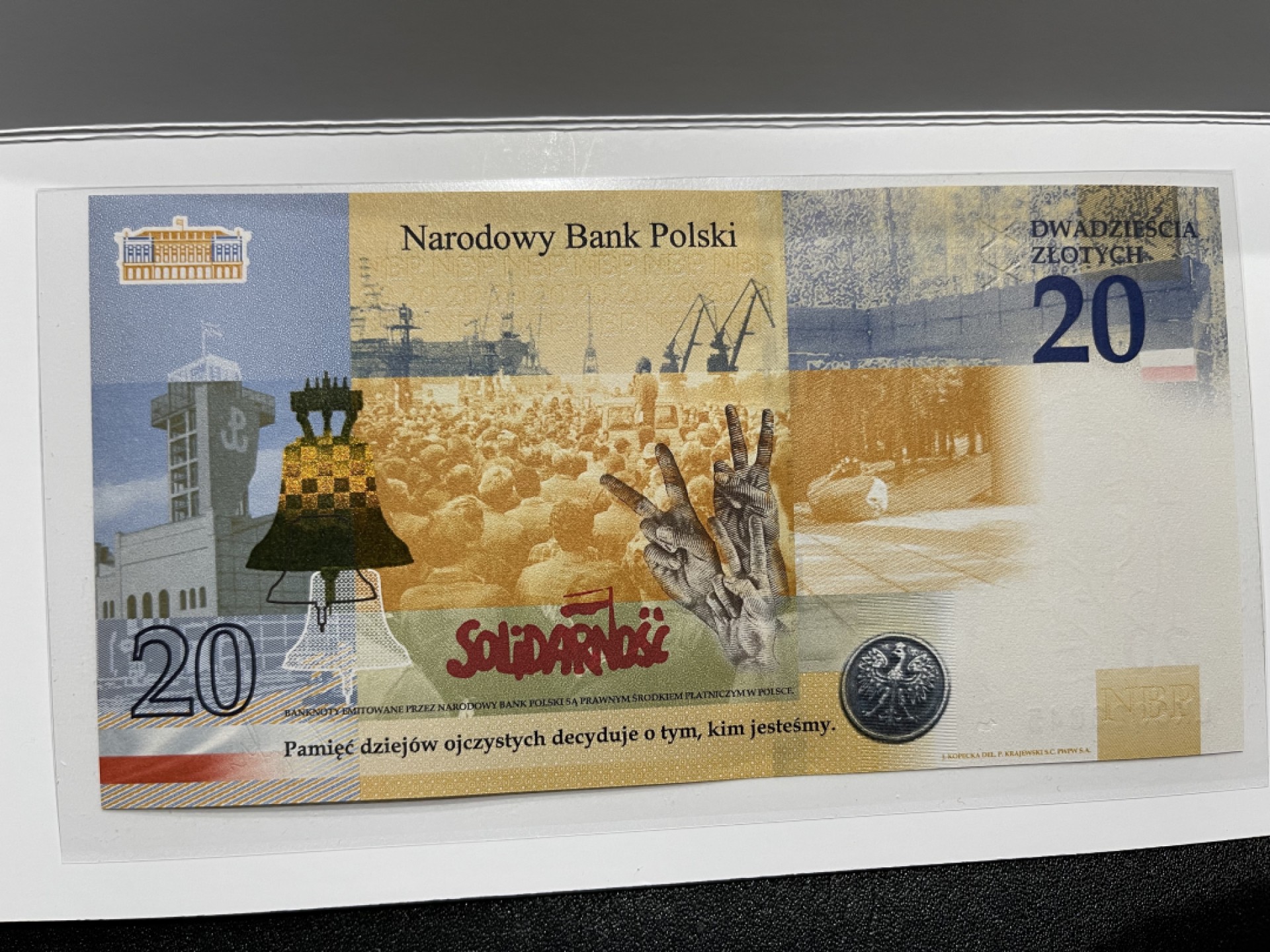 《外钞收藏家》第一百六十五期拍卖（本期80件） 2021年波兰20兹罗提 纪念钞 万位号 全新UNC 原装册子