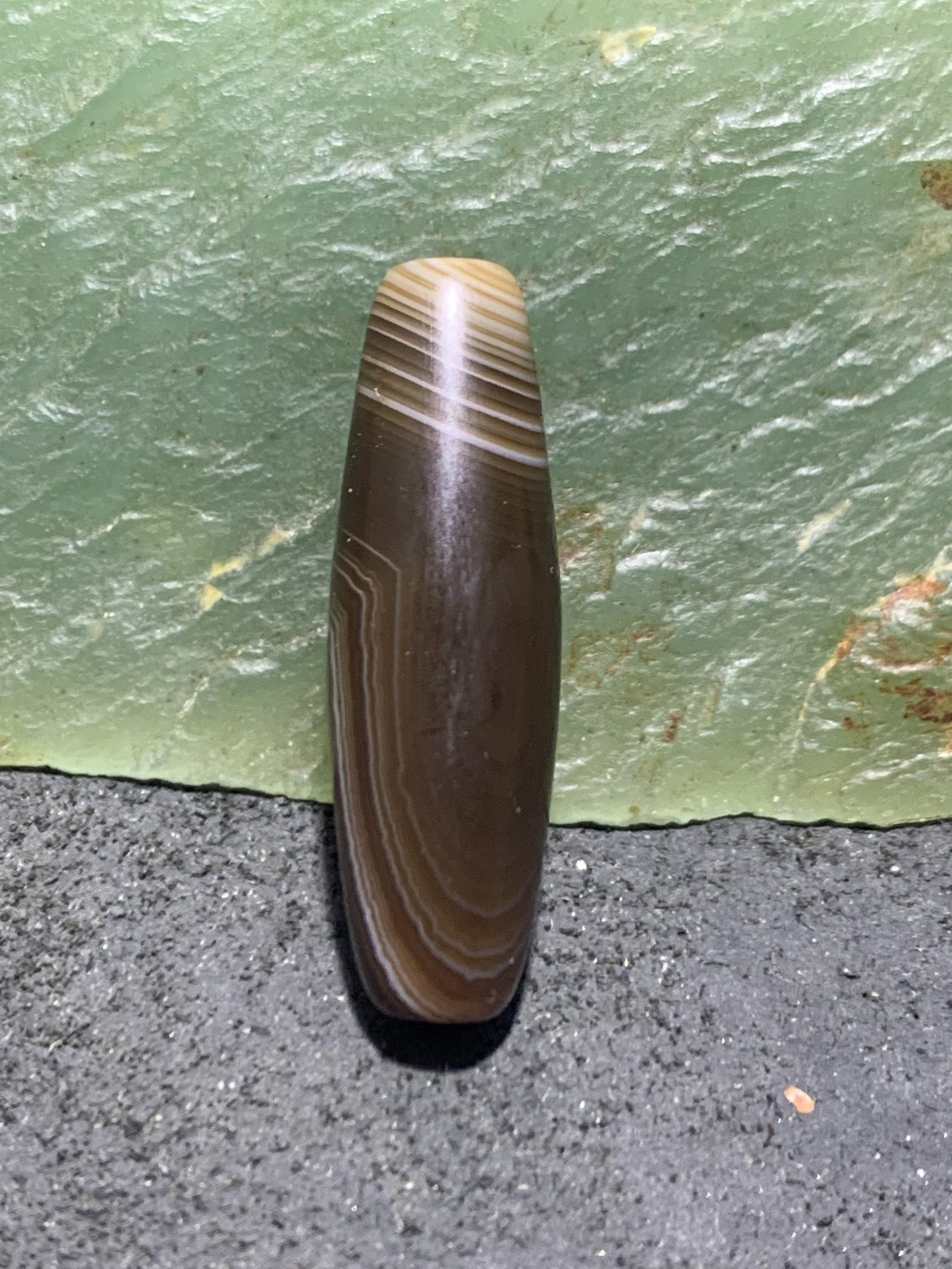 精美高玉化缠丝玛瑙桶珠一颗