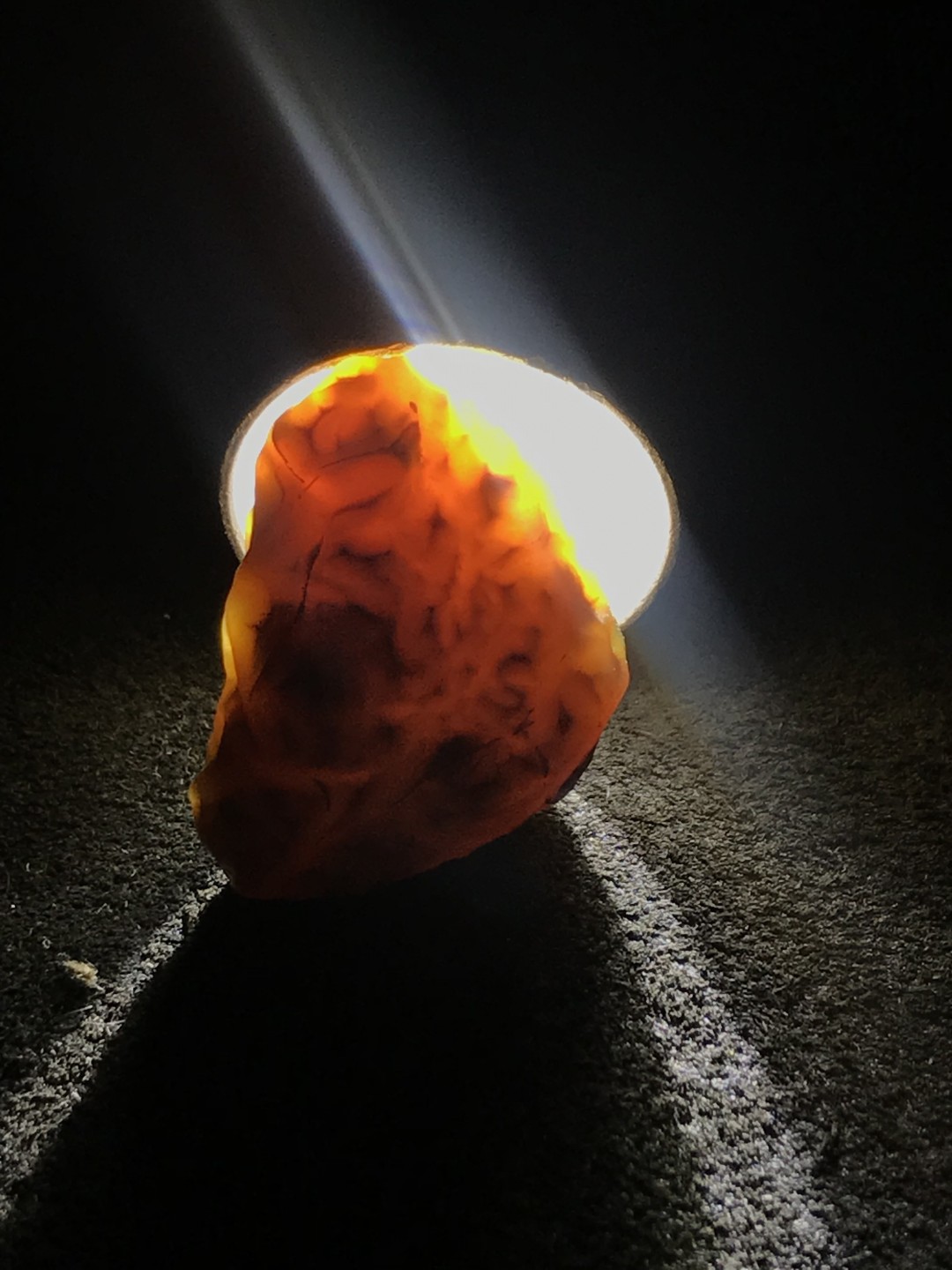 精美戈壁高玉化血脉筋脉石小原石一颗，
