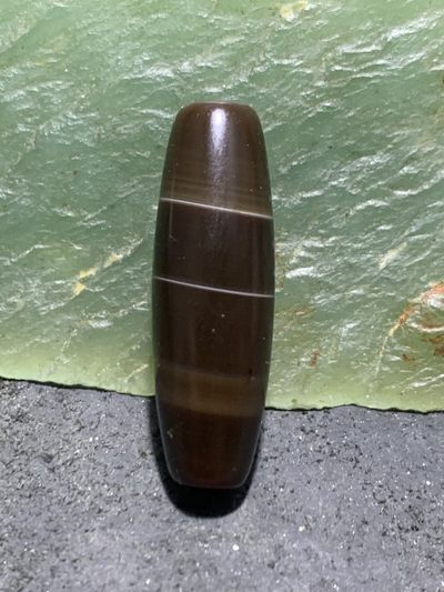 精美缠丝玛瑙天珠形桶珠一个， - 精美缠丝玛瑙天珠形桶珠一个，