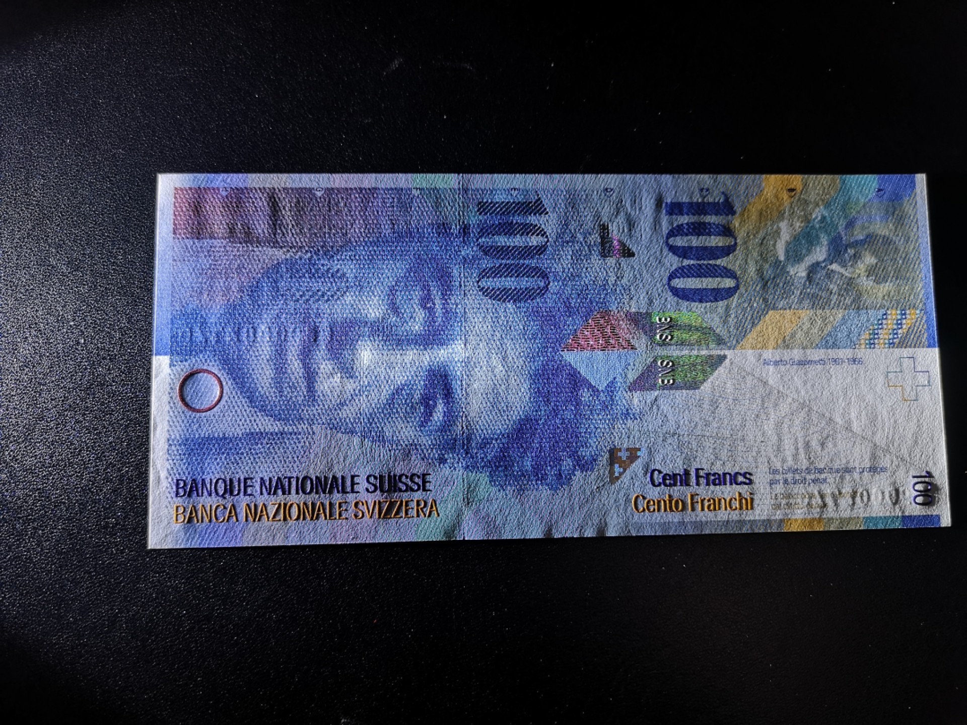 《外钞收藏家》第一百六十五期拍卖（本期80件） 2007年瑞士人像版100法郎 全新UNC