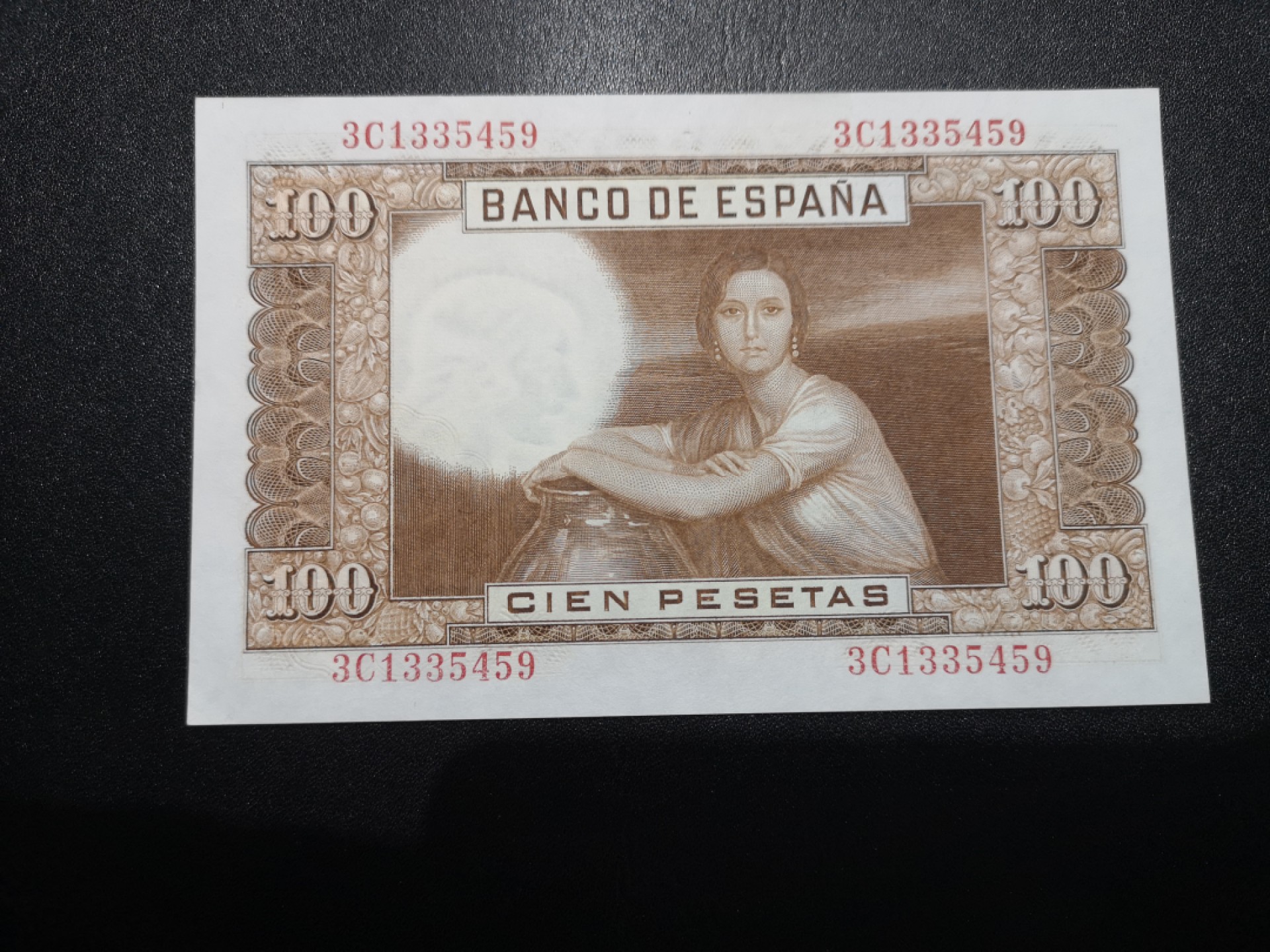 《外钞收藏家》第一百六十五期拍卖（本期80件） 1953年西班牙100比塞塔 近全新 瑕疵