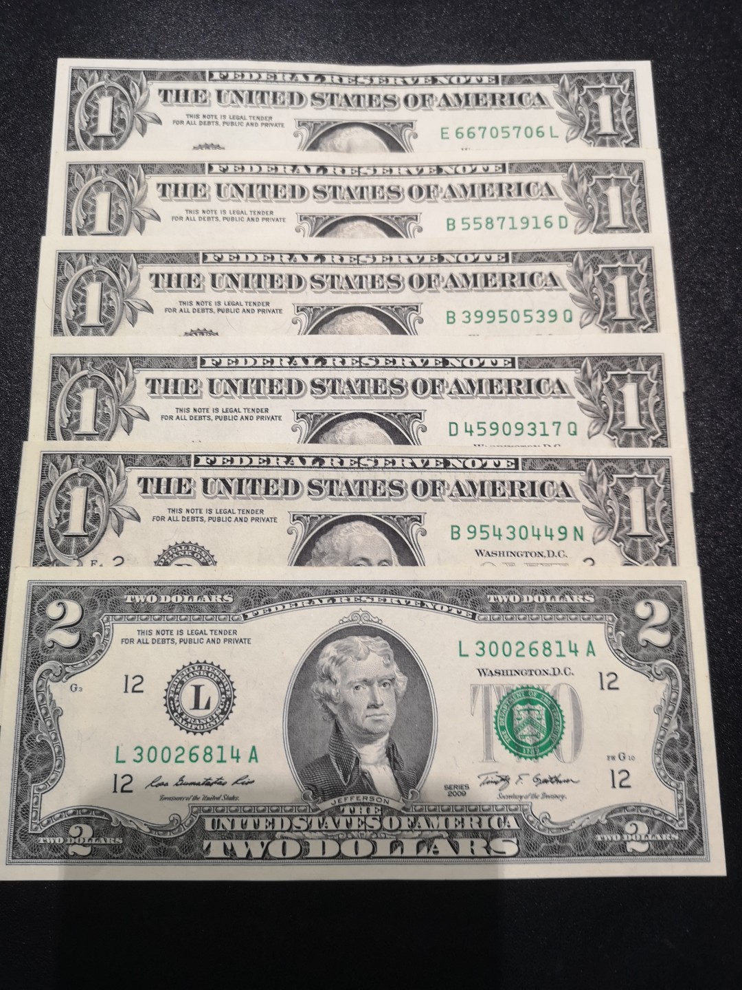 《外钞收藏家》第一百六十五期拍卖（本期80件） 1995年1美元5枚+2009年2美元1枚 共6张AU-UNC-品相