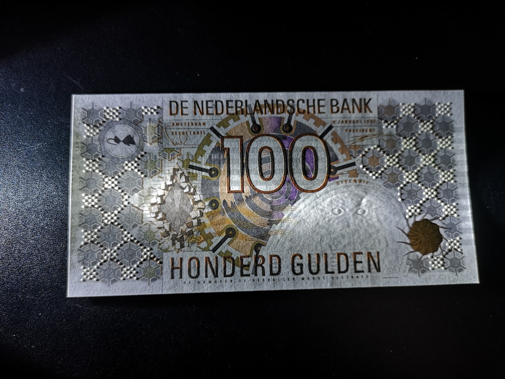 《外钞收藏家》第一百六十五期拍卖（本期80件） 荷兰齿轮版100 全新UNC