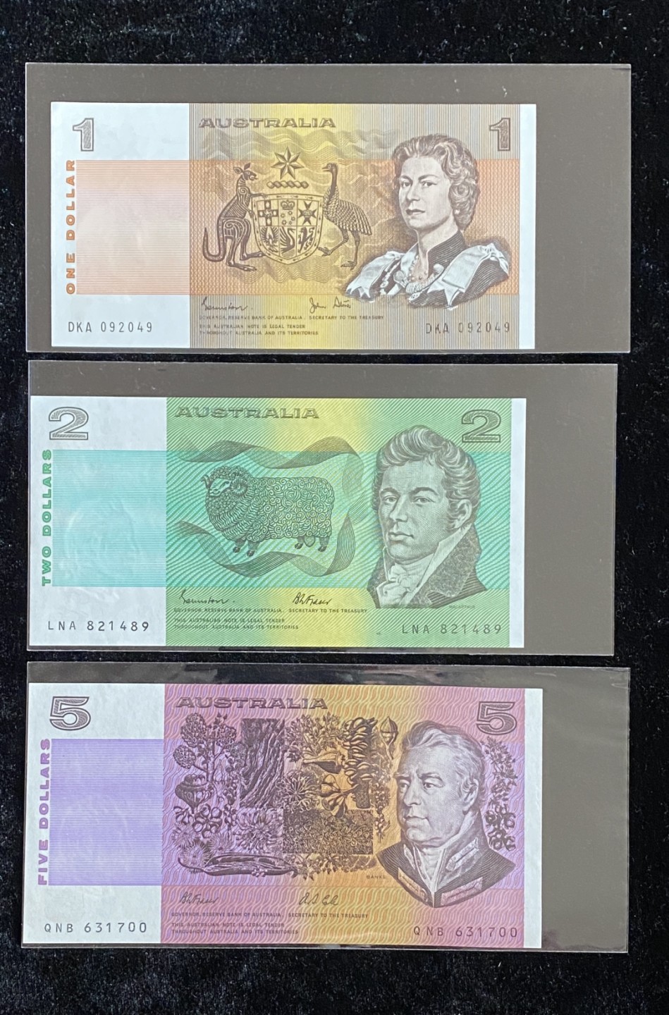 得物拍卖 Chase Auction  第2期 - -世界纸币精粹（二） 澳大利亚老版1、2、5元三张小套，全新UNC！雕刻精美！