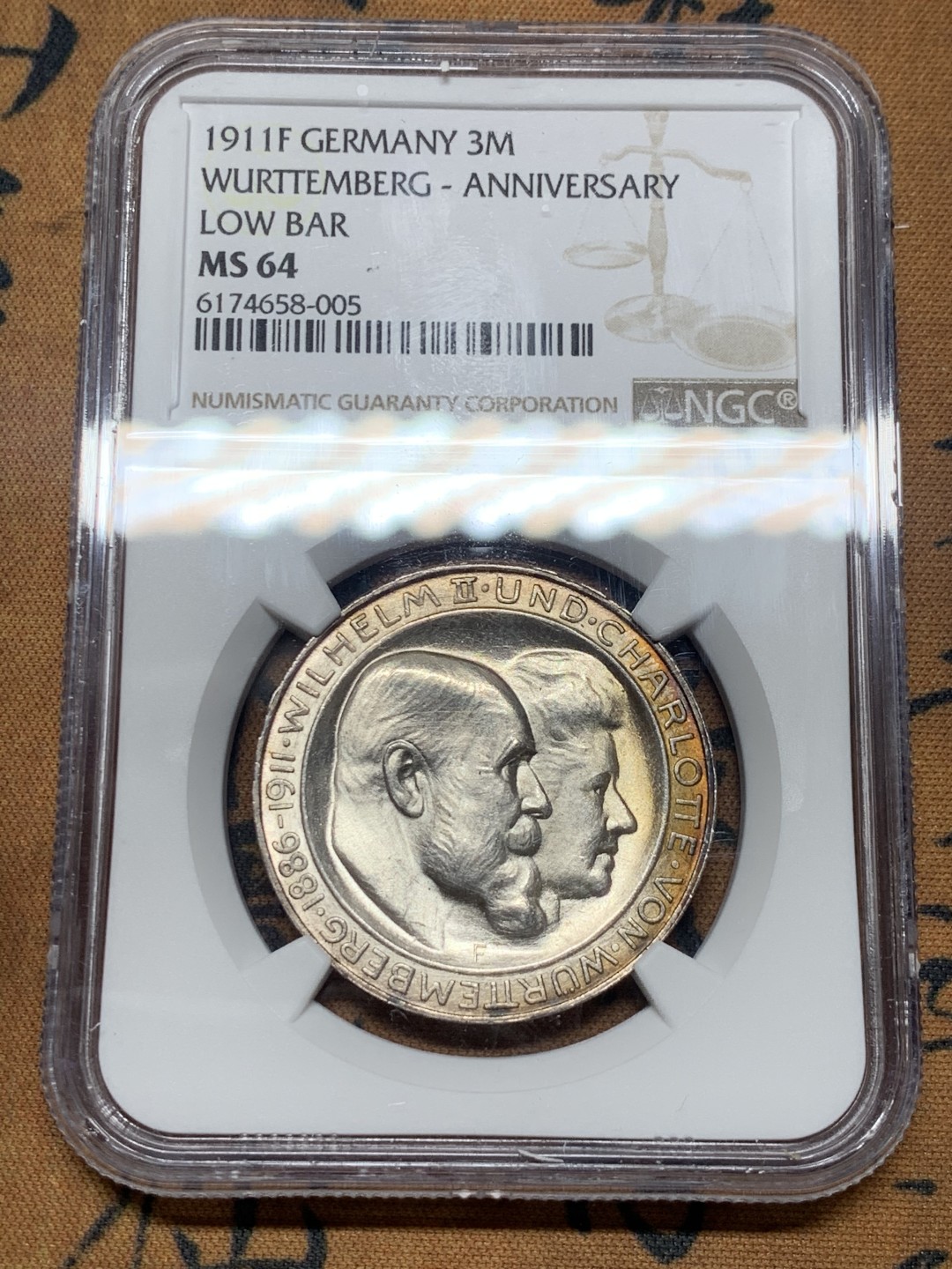 《竞宝斋》微拍-第32场-周日（全场顺丰包邮） NGC-MS64 德国符腾堡 1911年 银婚 3马克 银币 金色顶级包浆