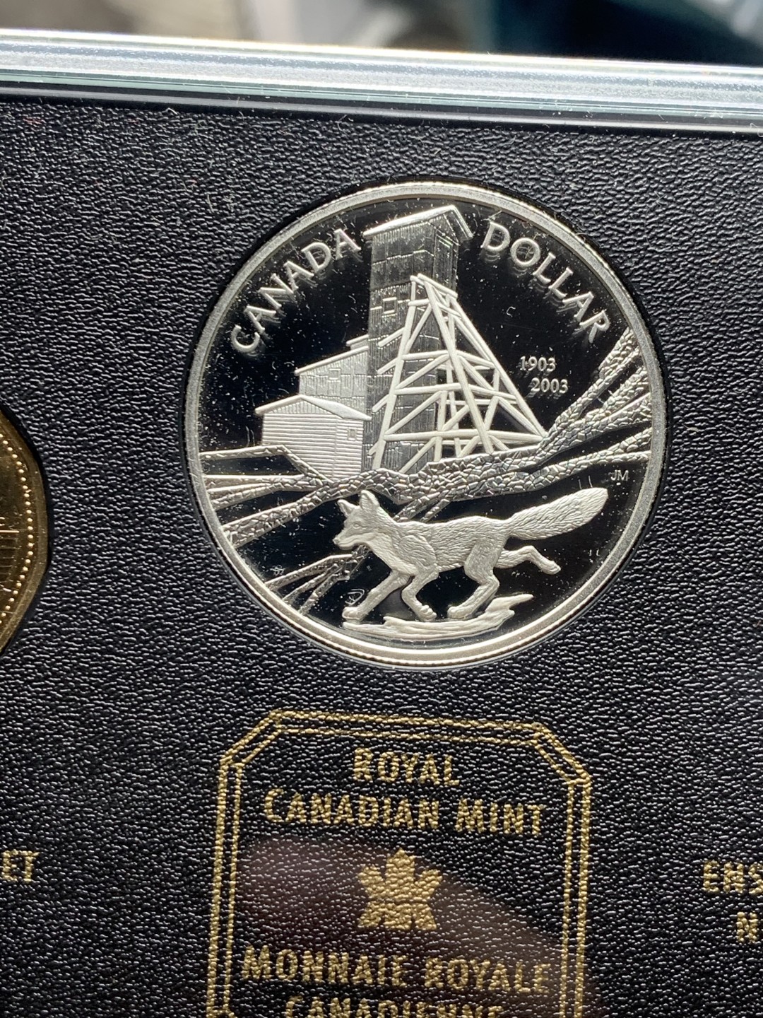 《竞宝斋》微拍-第32场-周日（全场顺丰包邮） 加拿大2003年8枚套精制纪念币钴矿100周年纪念