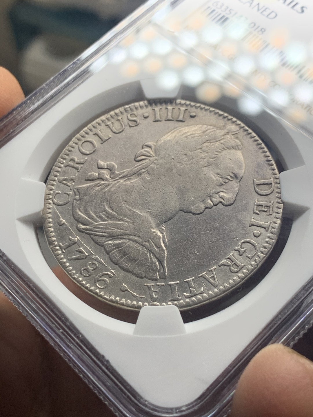 《竞宝斋》微拍-第32场-周日（全场顺丰包邮） NGC评级 墨西哥 1786年 卡三 8R 双柱 大银币 双面深打 状态不错