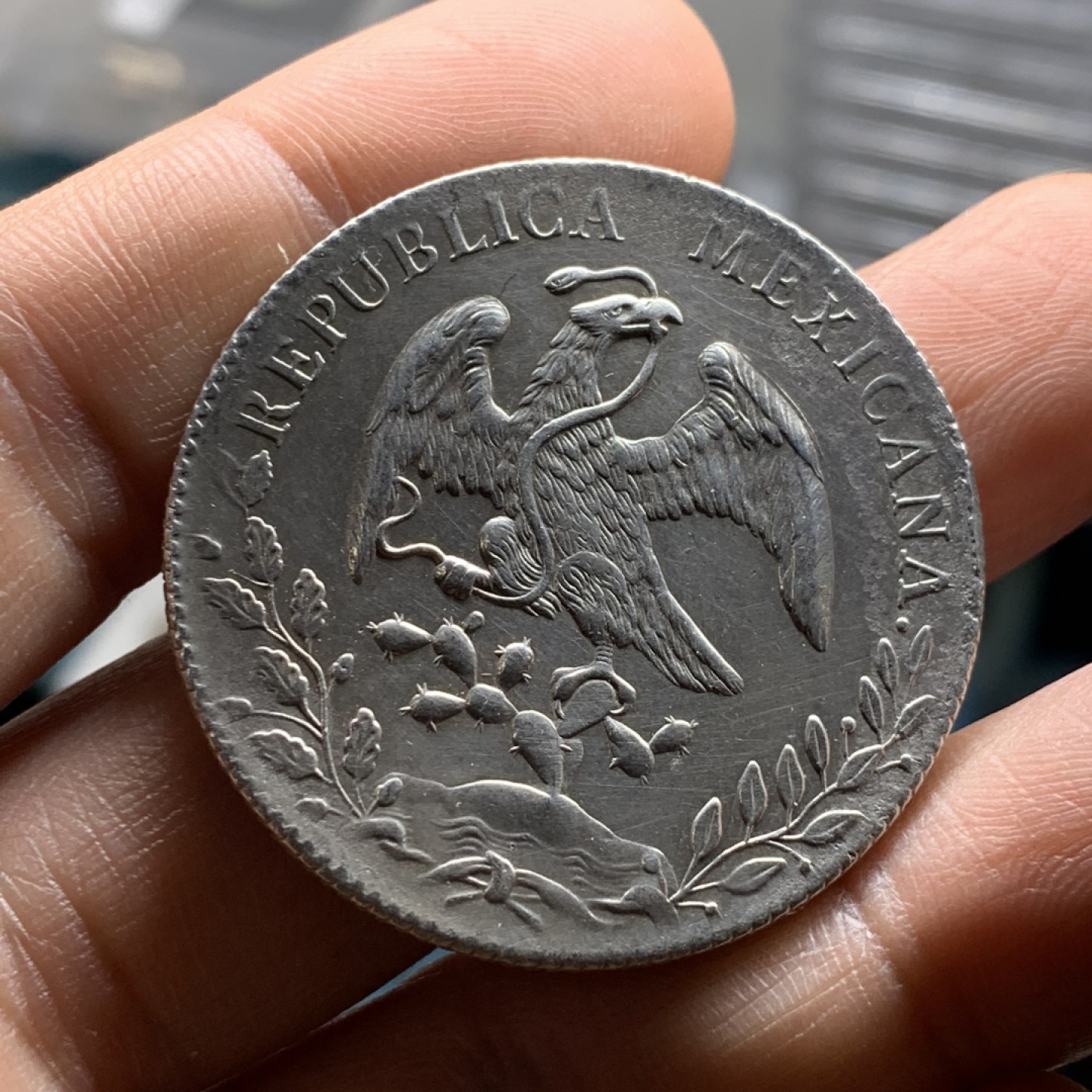 《竞宝斋》微拍-第32场-周日（全场顺丰包邮） 墨西哥 1894年-CN 库利亚坎 8R 花边鹰洋 爆羽好品 较少见厂名 大银币