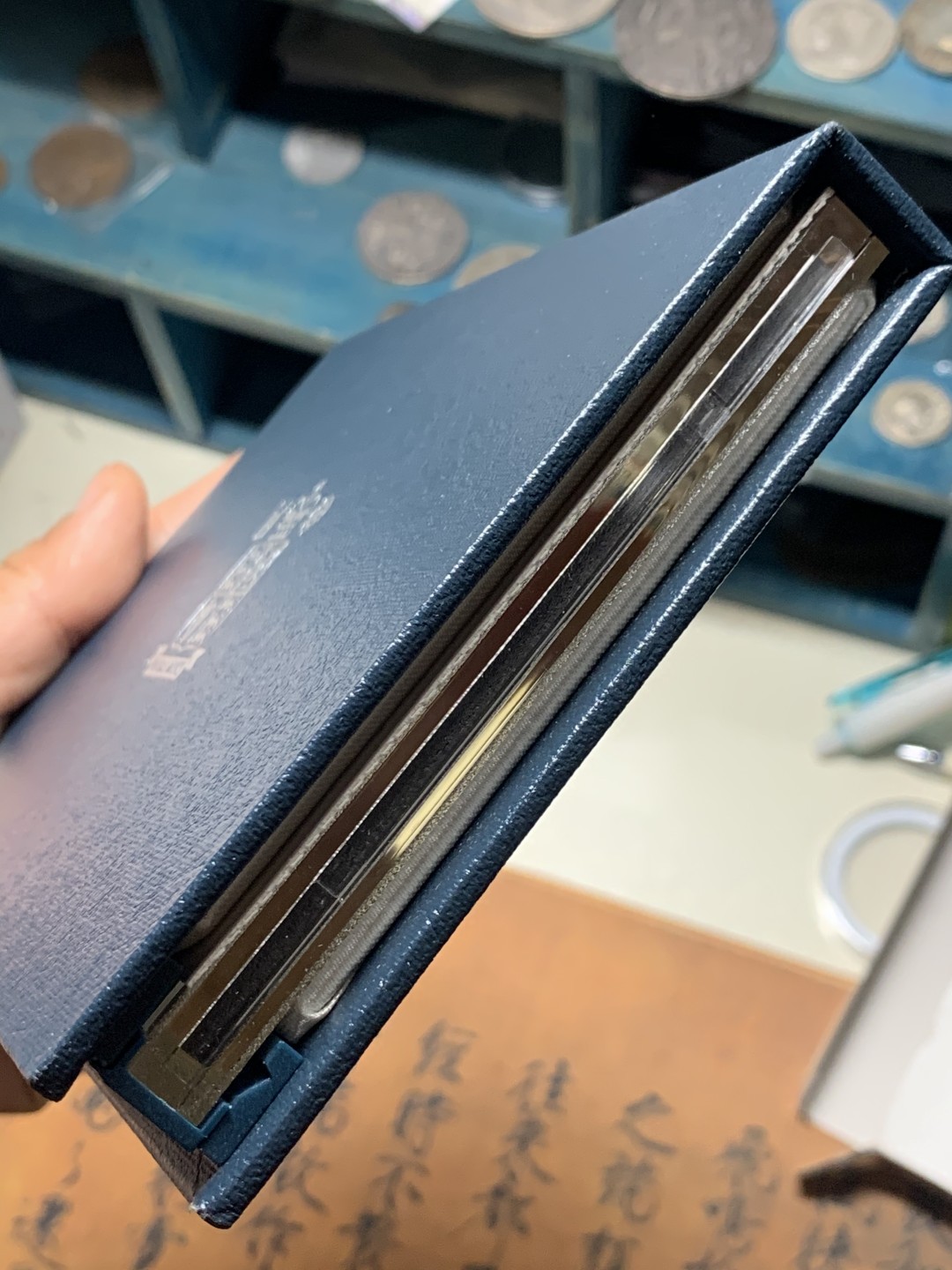 《竞宝斋》微拍-第32场-周日（全场顺丰包邮） 英国1996年精致纪念币带盒，有证书，9枚封装