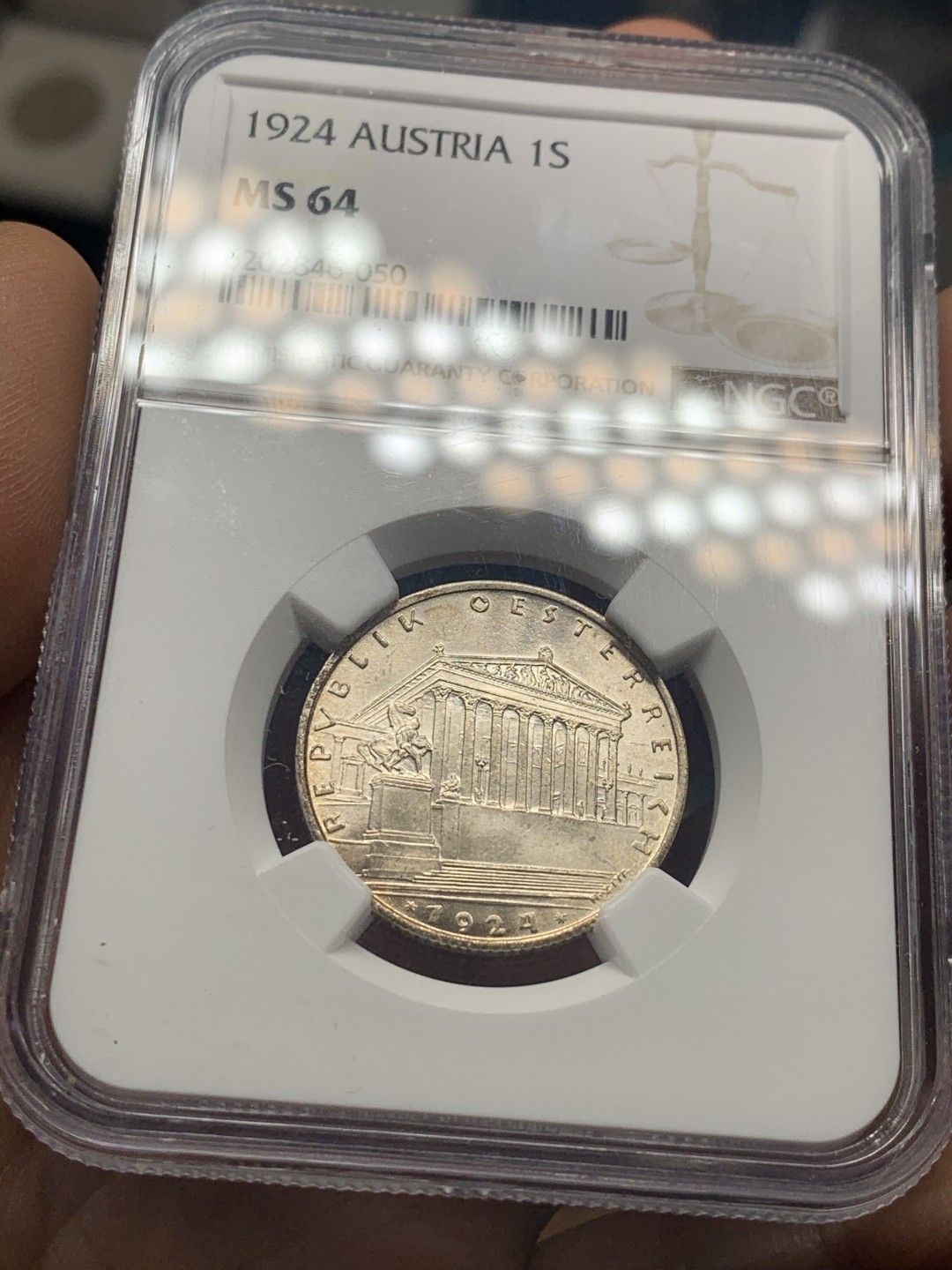《竞宝斋》微拍-第32场-周日（全场顺丰包邮） NGC-MS64 奥地利 1924年 1先令 大版银币 淡金包浆