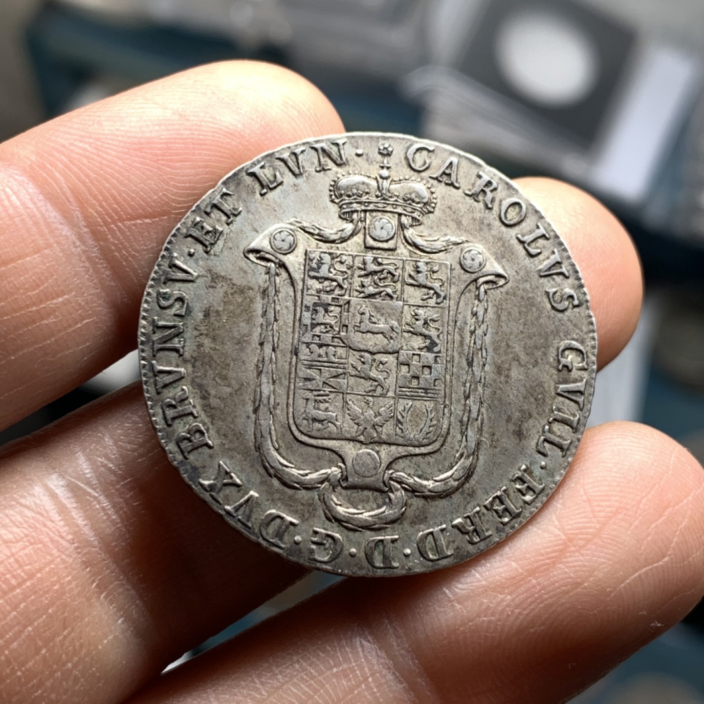 《竞宝斋》微拍-第32场-周日（全场顺丰包邮） 德国 布伦瑞克 盾徽版 1787年 1/2泰勒 原味好品 细节优秀  32.1mm直径，13.9克