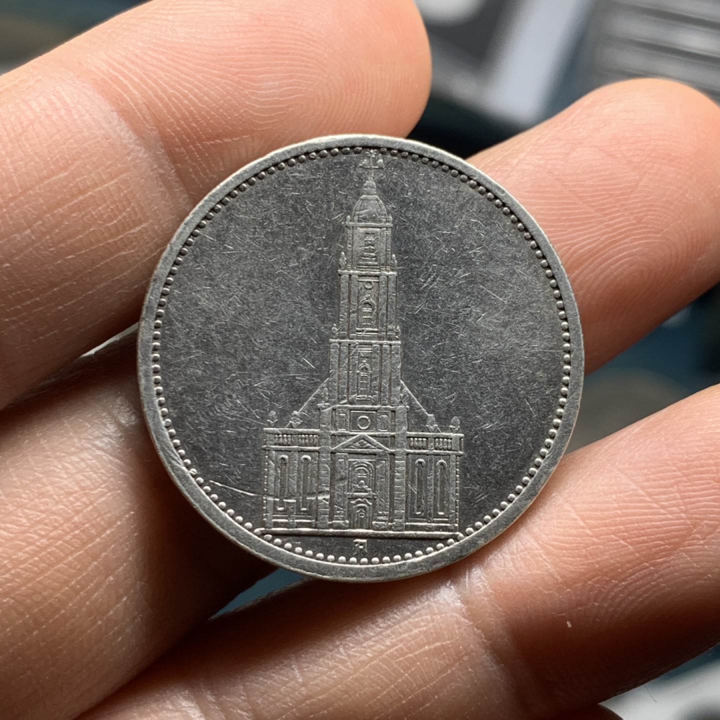 《竞宝斋》微拍-第32场-周日（全场顺丰包邮） 裸币 德国 1934年5马克  教堂无字版 银币