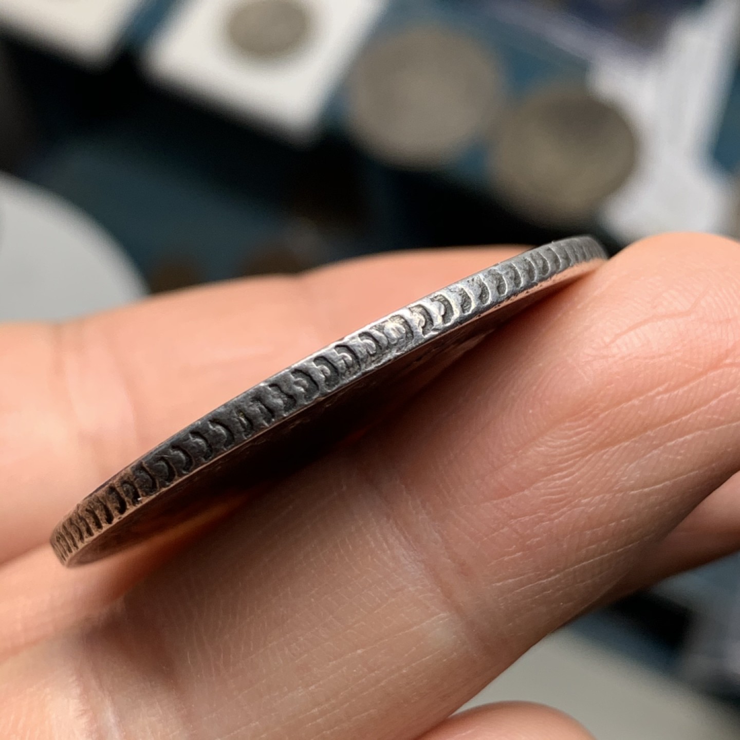 《竞宝斋》微拍-第32场-周日（全场顺丰包邮） 墨西哥 瓜达拉哈拉 1877中期鹰洋 该版发行量仅40W枚 宝蓝书定义为7级币