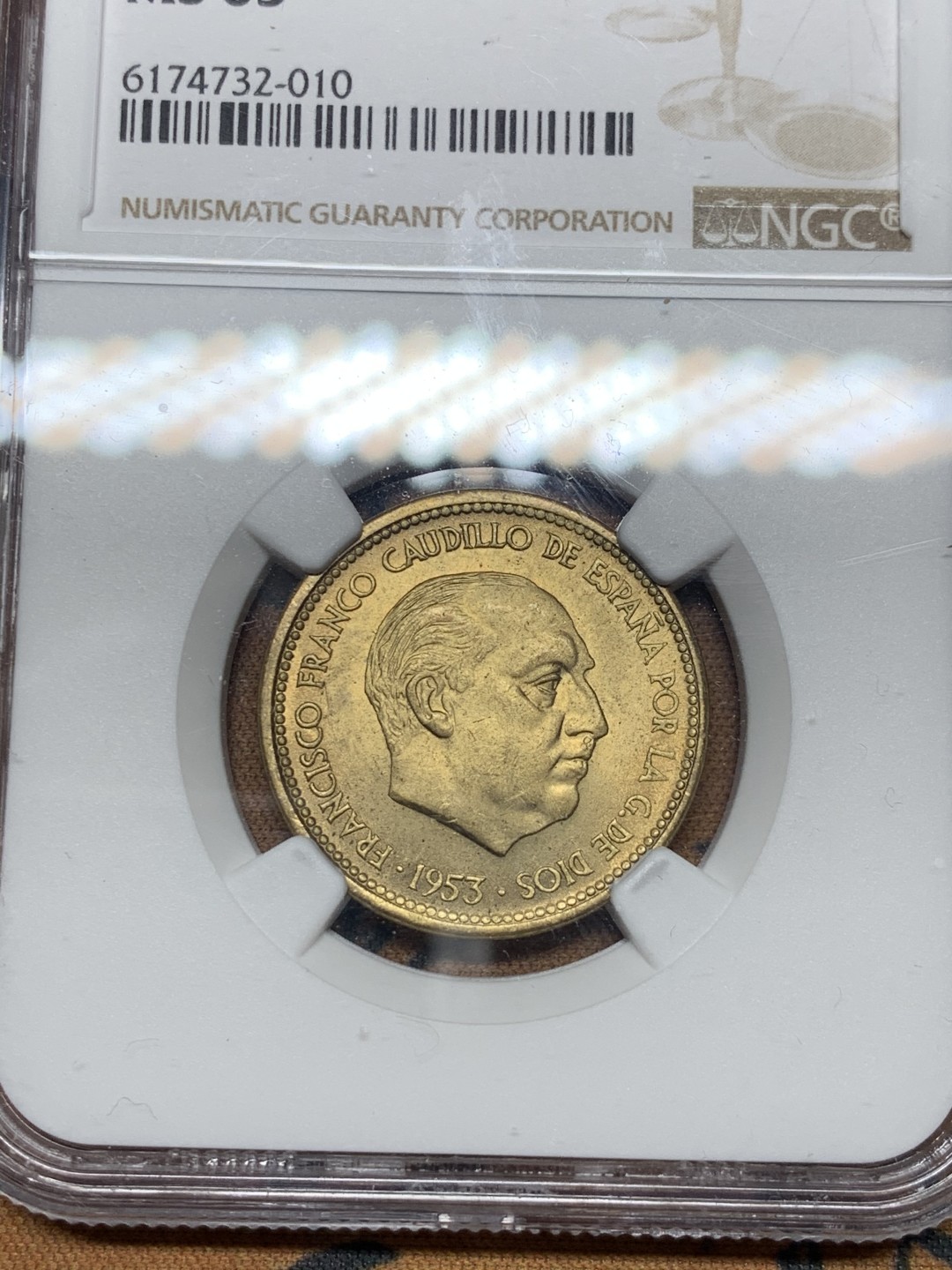 《竞宝斋》微拍-第32场-周日（全场顺丰包邮） NGC-MS65 西班牙 1953年 佛朗哥 2.5比塞塔 铜币 顶级品相 稀少面值