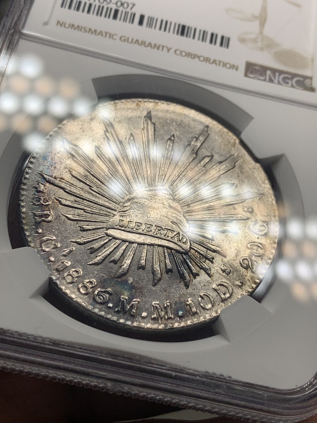 《竞宝斋》微拍-第32场-周日（全场顺丰包邮） NGC-AUD  1886 墨西哥鹰洋 8 里亚尔 深打底板 全羽状态